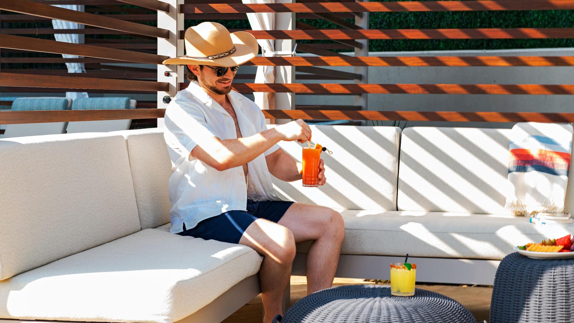 Hyatt Regency Austin Man Cabana Drinks
