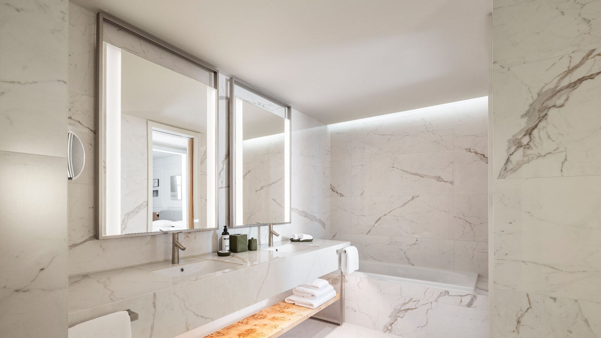 4 de 4 Hyatt Regency Zadar Regency Suite Sea View Bathroom