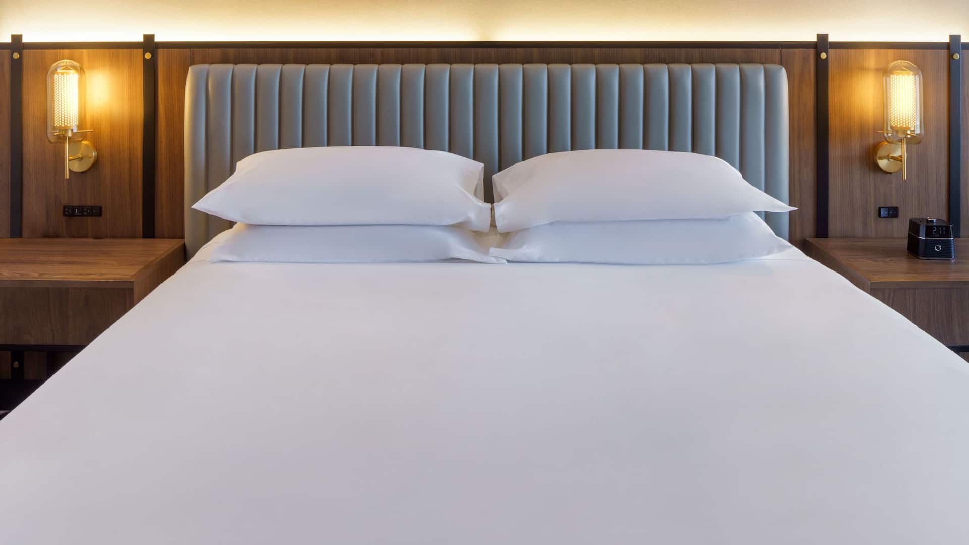 2 de 6 Hyatt Regency Reston King Bed Overview