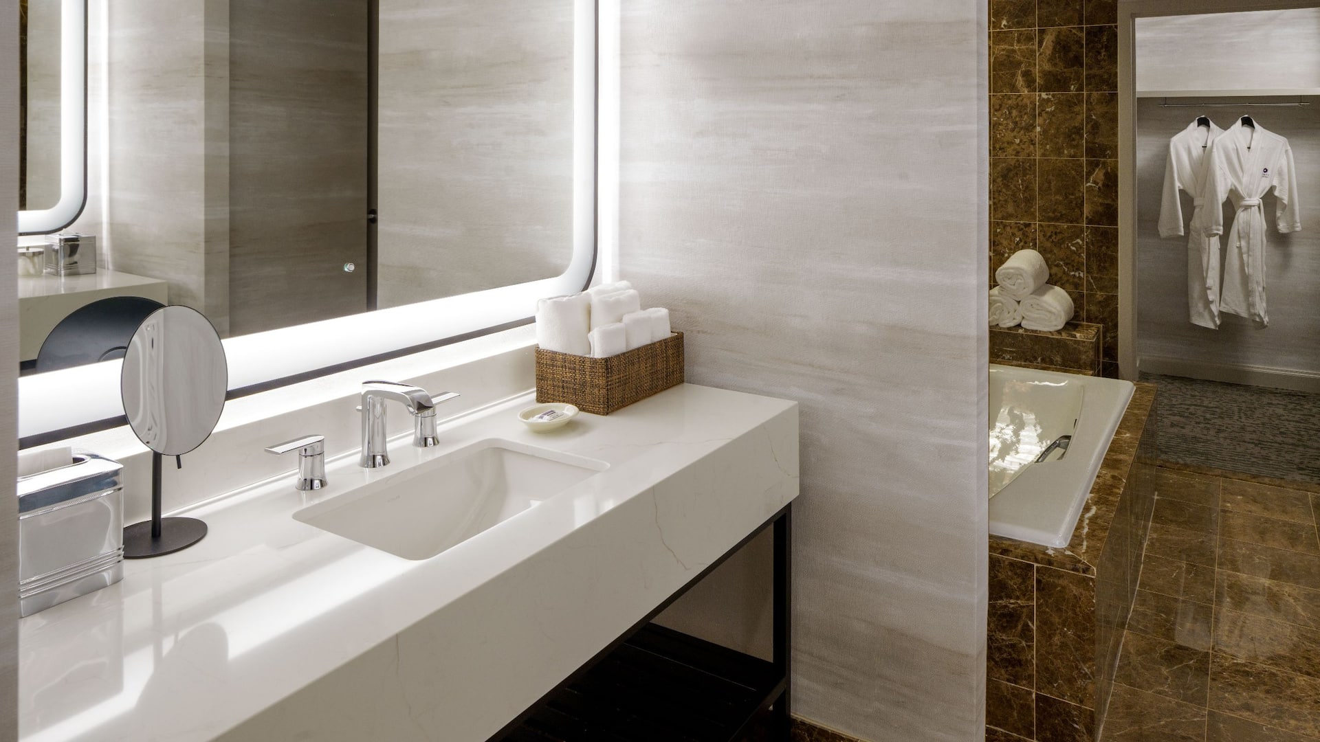 7 de 9 Hyatt Regency Reston Presidential Bathroom Amenities