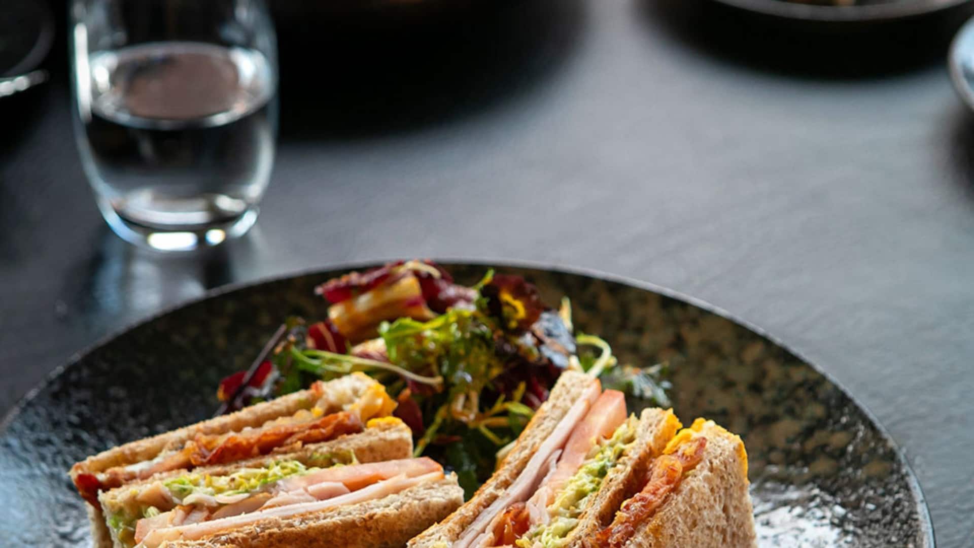 Grand Hyatt Berlin Bistro Mitte Club Sandwich