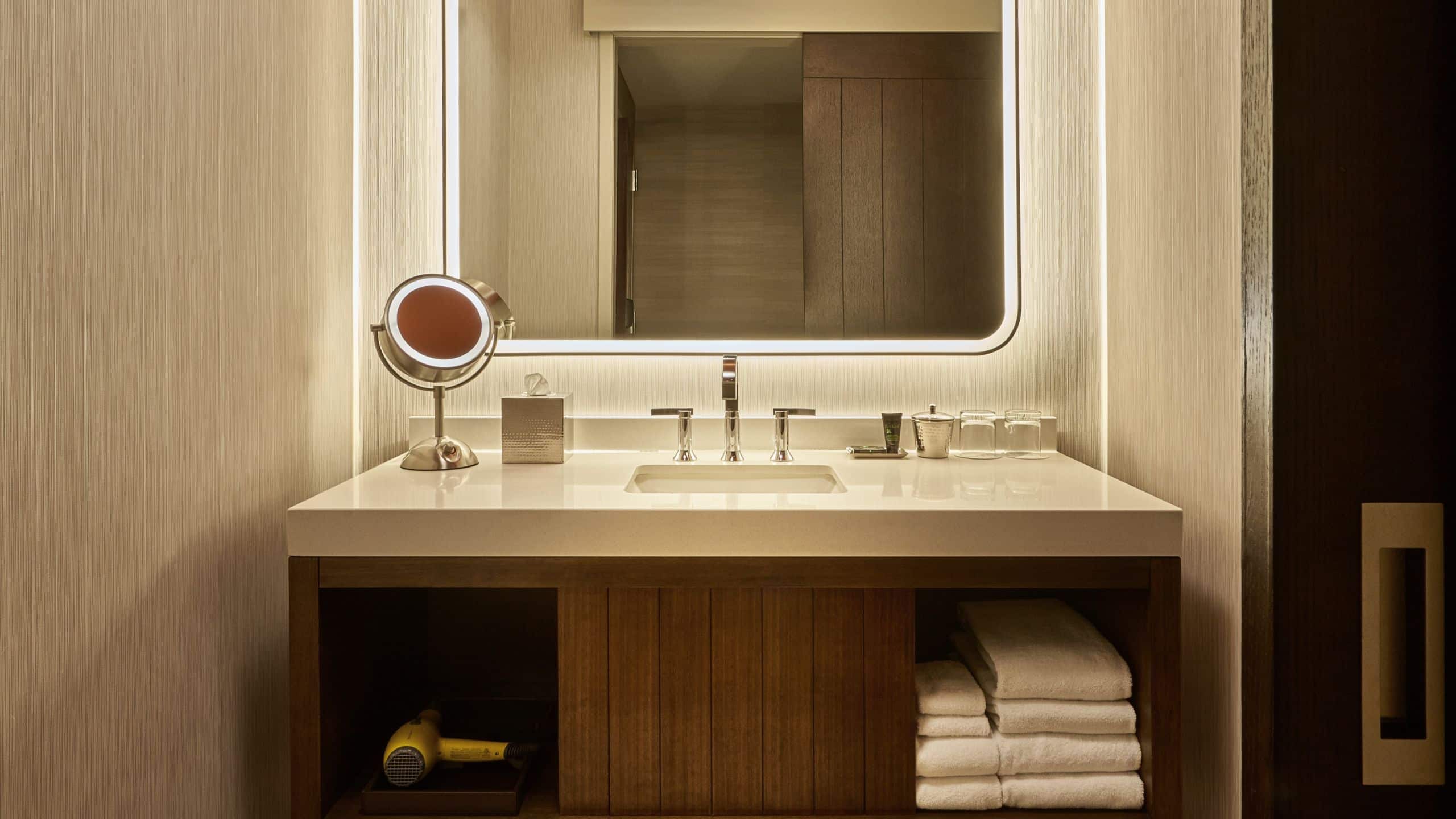 2 of 2 Hyatt Centric Chicago Magnificent Mile Standard Bathroom