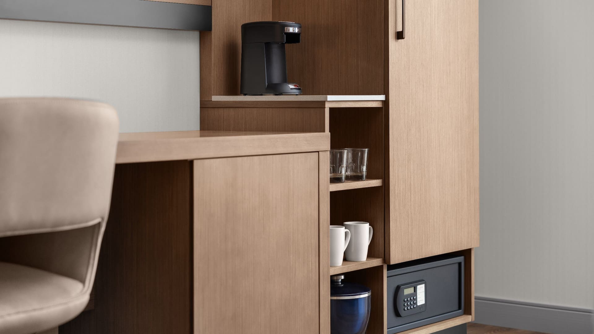 3 of 7 Hyatt Place Mississauga / Airport Corporate Centre Coffee Station And Safe