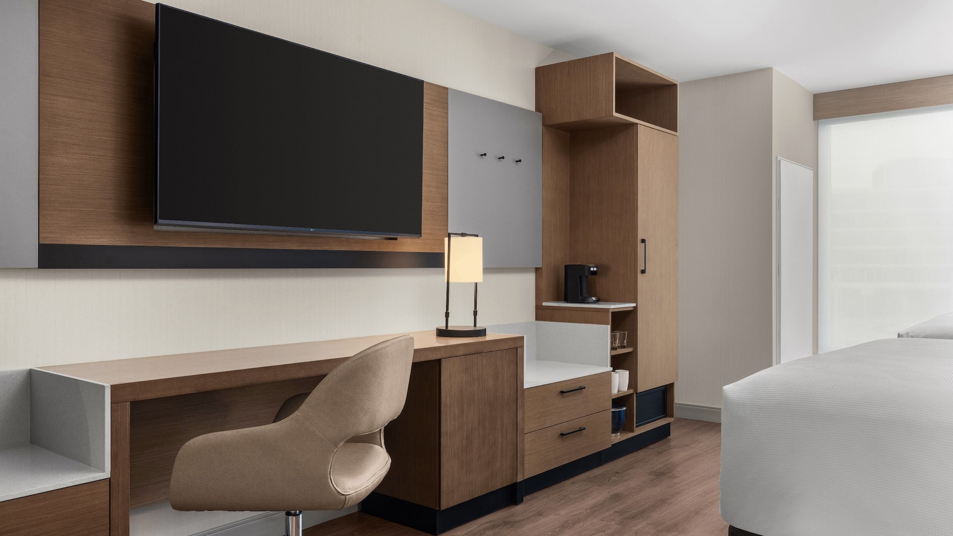 5 of 8 Hyatt Place Mississauga / Airport Corporate Centre Double Queen Desk Area