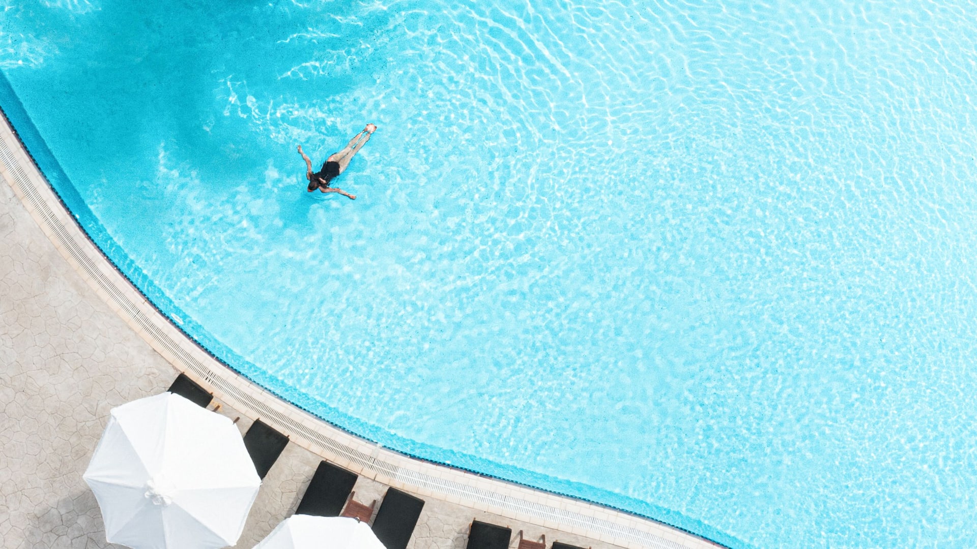Hyatt Regency Thessaloniki Guest Swimming In Pool