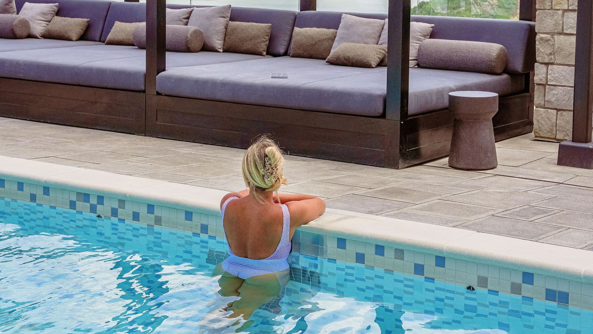 Grand Hyatt Deer Valley Woman In Pool With View