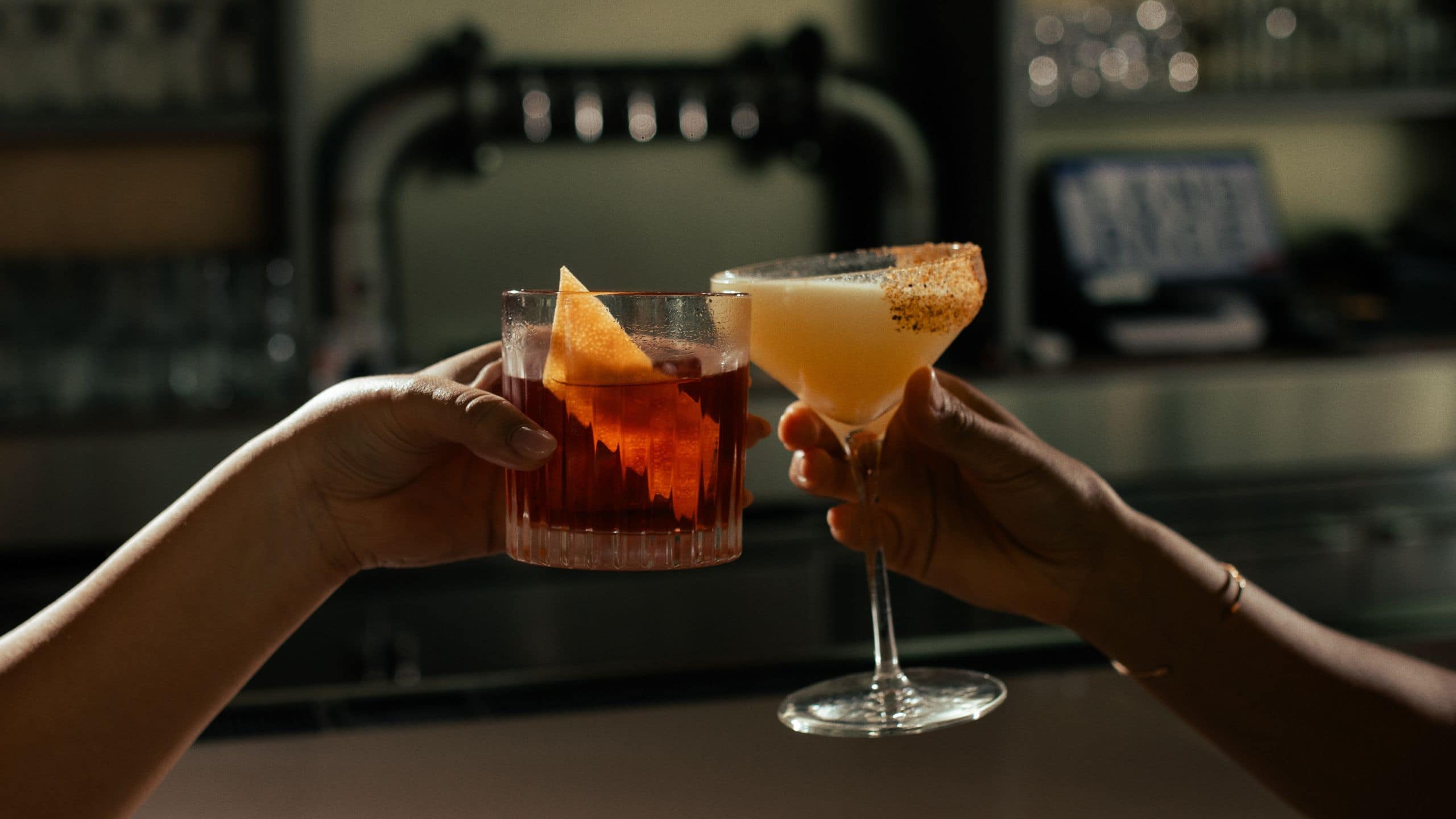 Thompson San Antonio – Riverwalk Cocktails Cheers