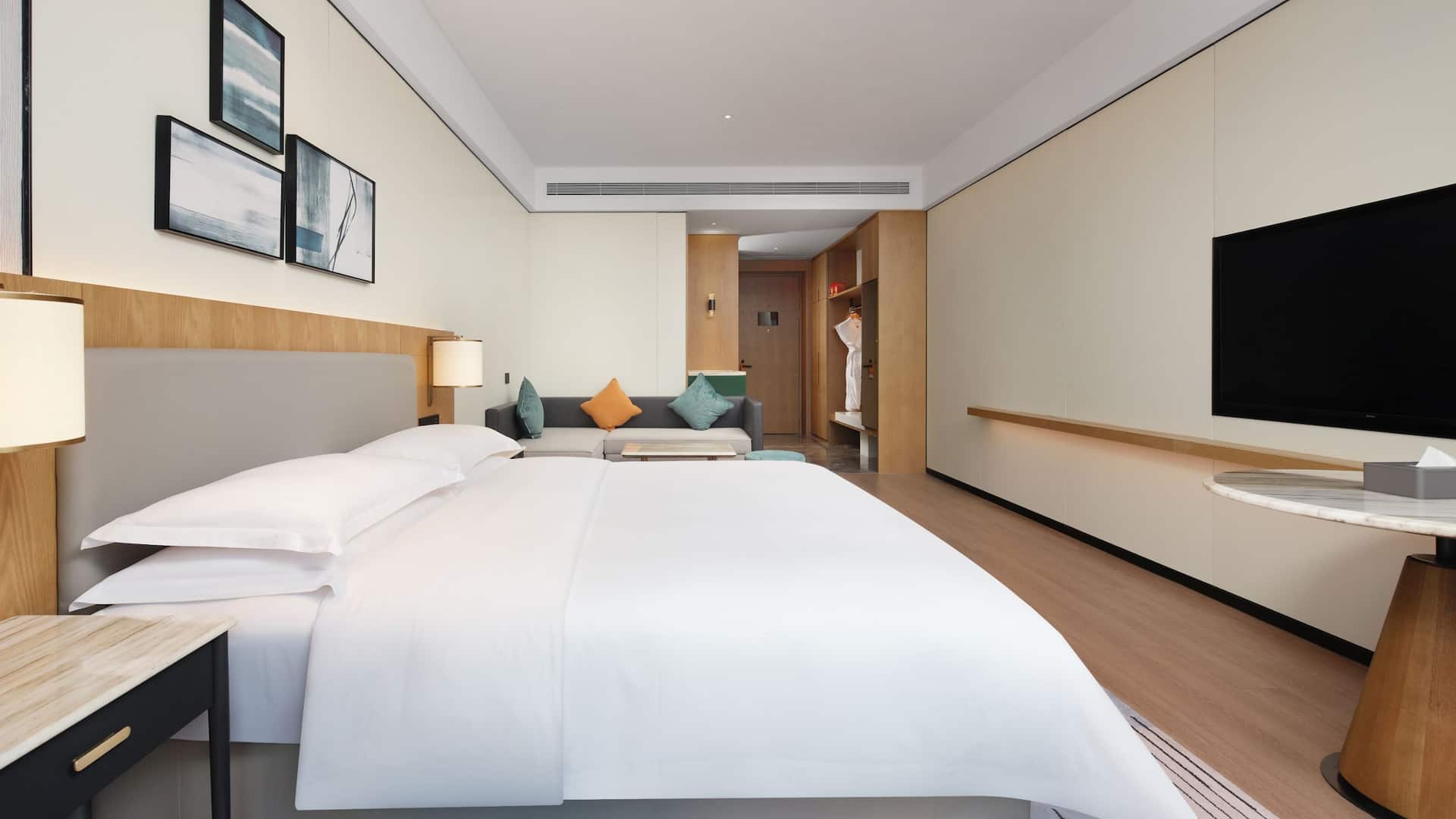 3 de 3 Hyatt Place Nanchong Gaoping King River View Room Bed