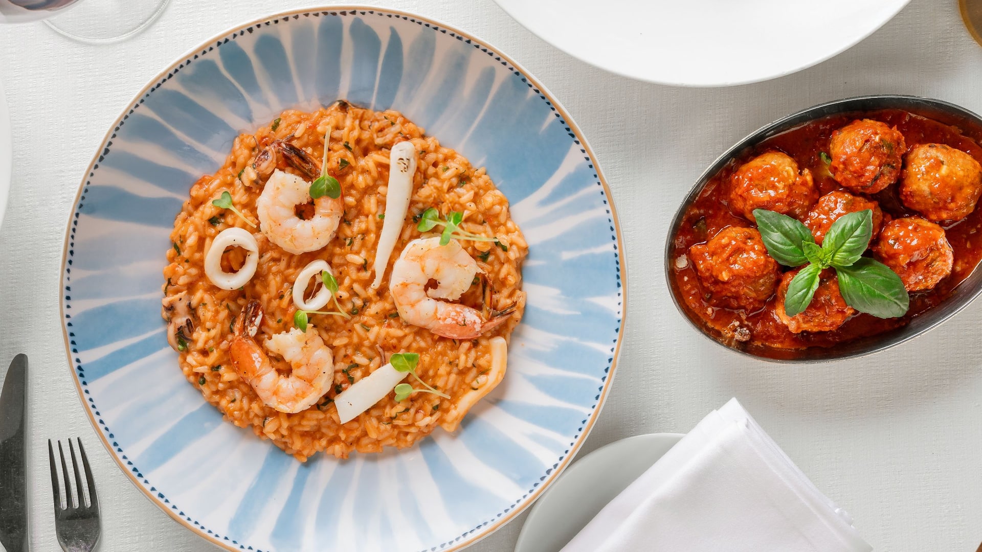 Grand Hyatt Mumbai Hotel & Residences Celini Food Layout