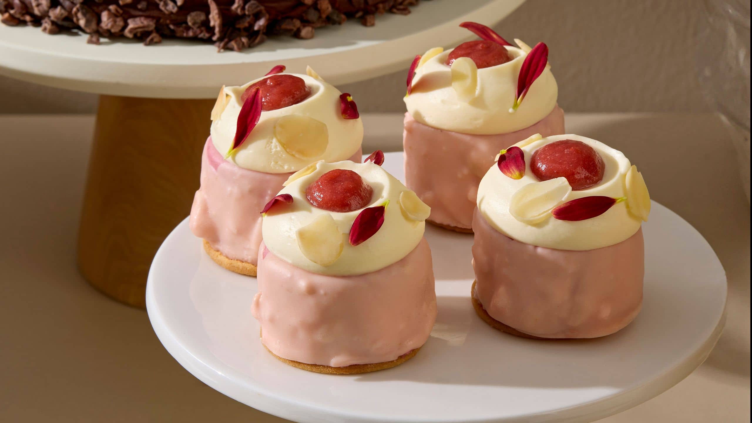 Palacio Duhau - Park Hyatt Buenos Aires Zoom In Table Petit Gateaux