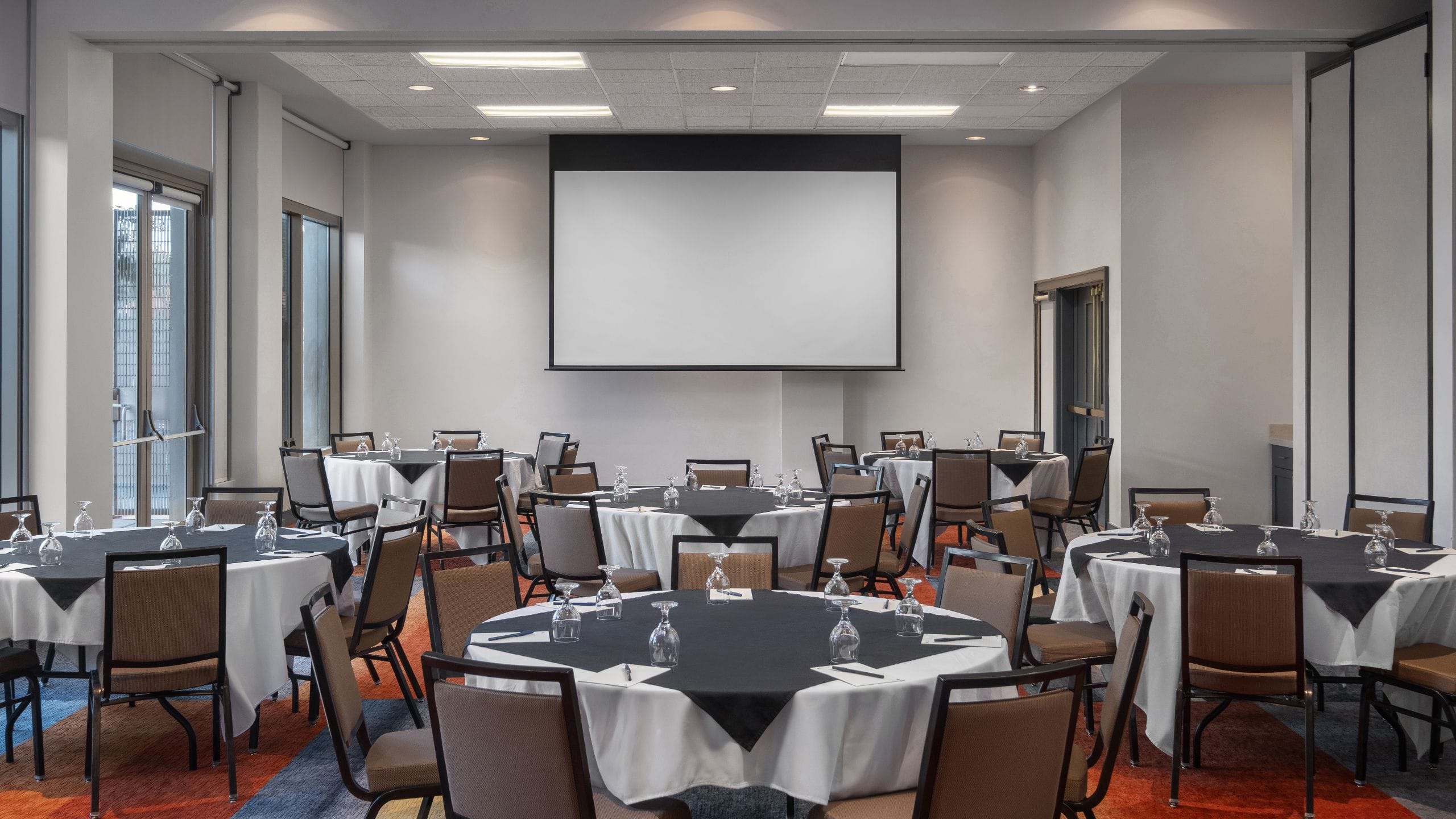 Hyatt House Emeryville/San Francisco Bay Area Meeting Room Rounds