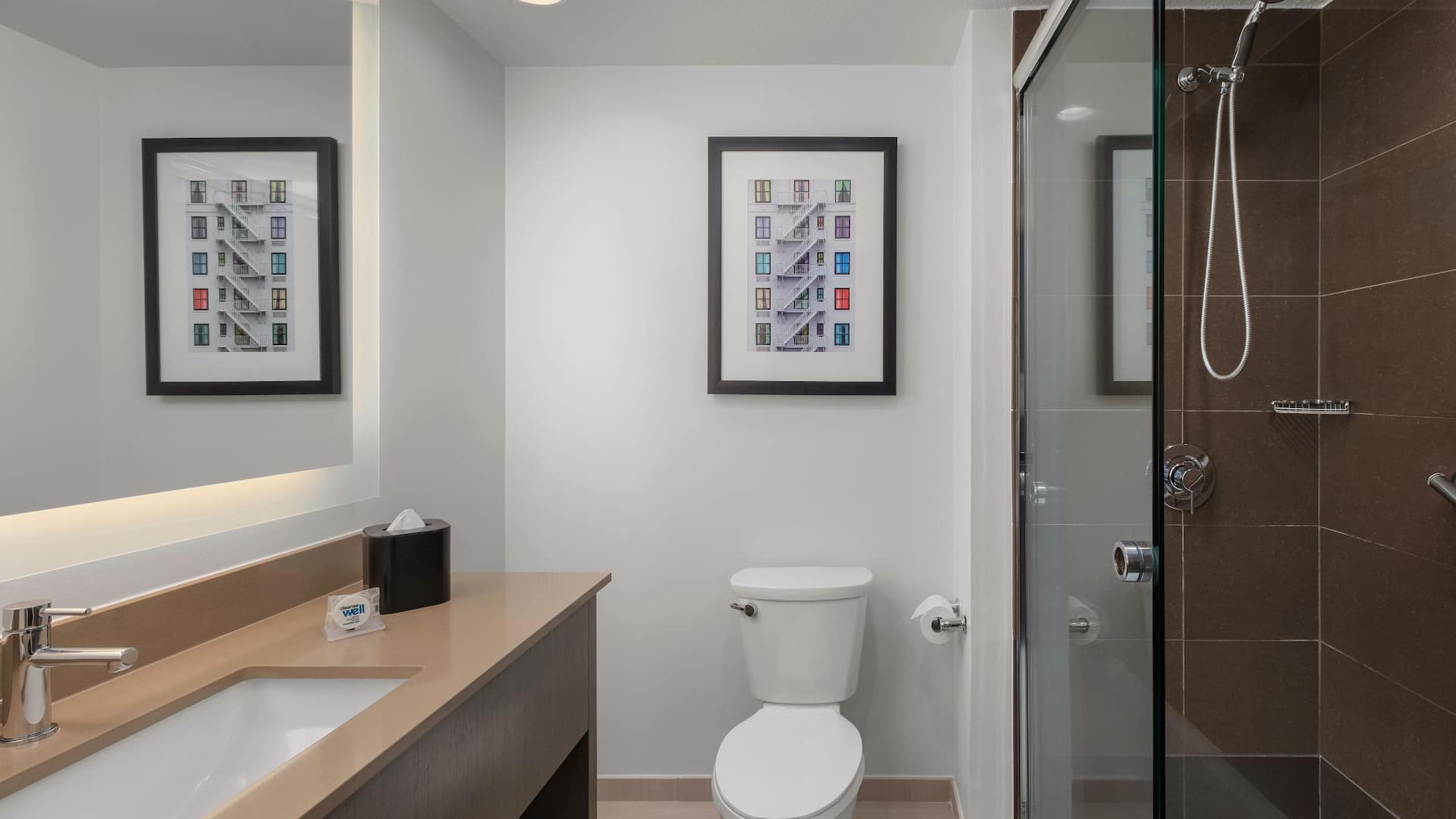 第 6，共 7 Hyatt House Emeryville/San Francisco Bay Area Standard Bathroom