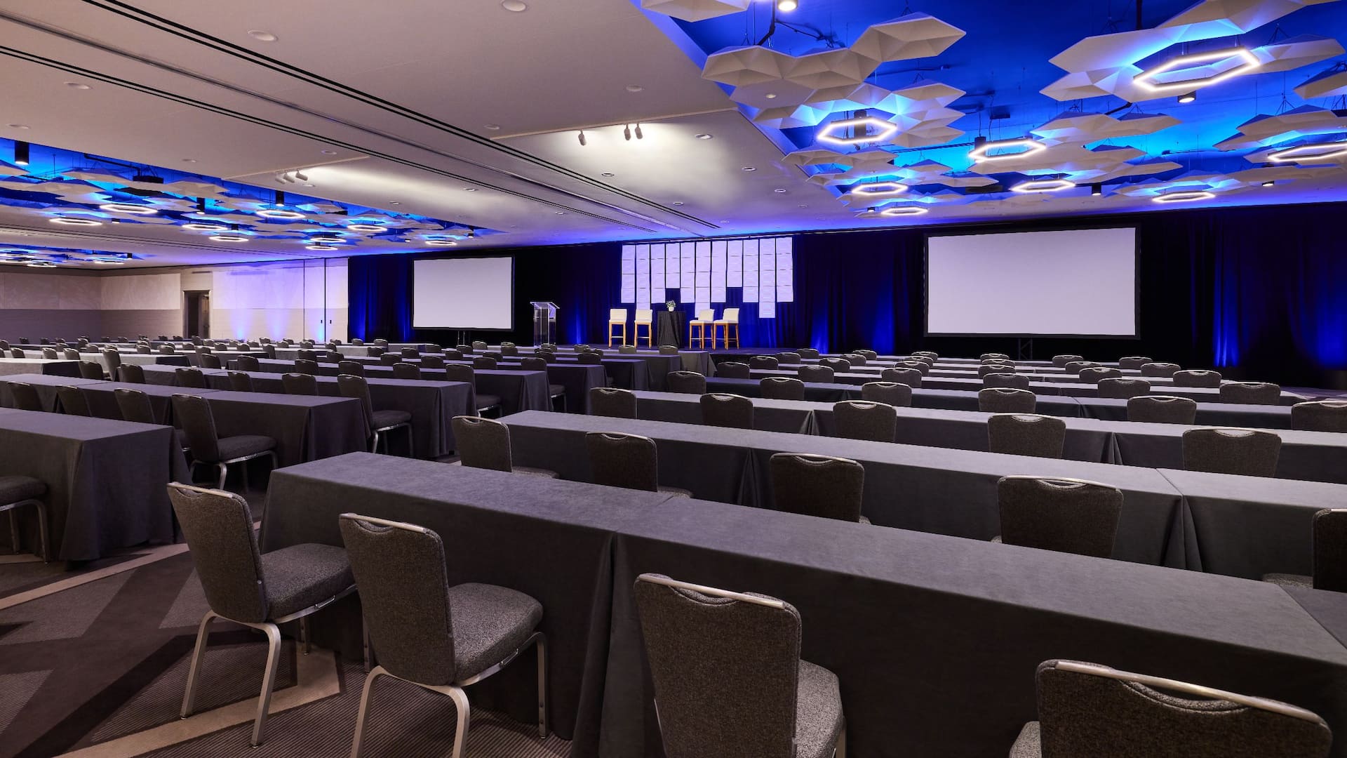 3 of 8 Hyatt Regency Chicago Regency Ballroom Schoolroom