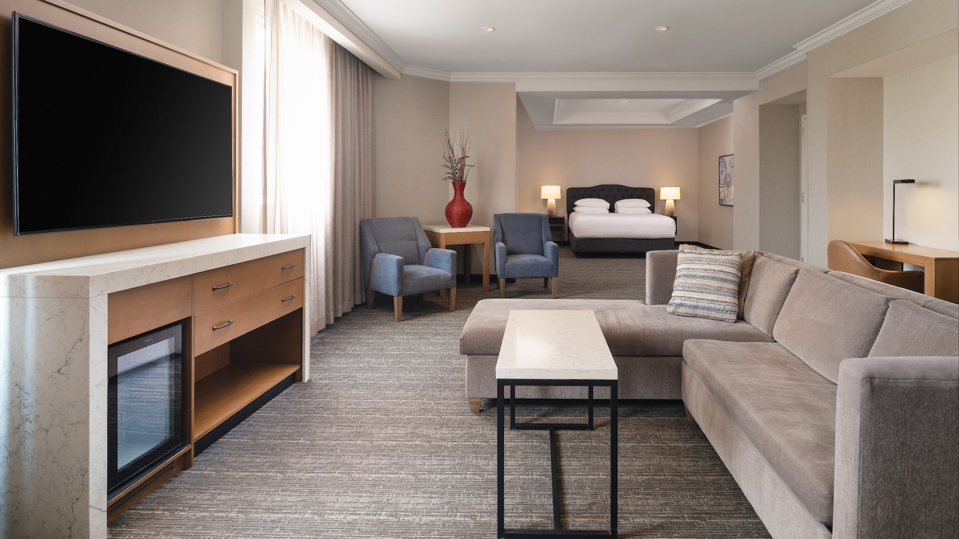 Hyatt Regency Valencia Mcbean With Living Room