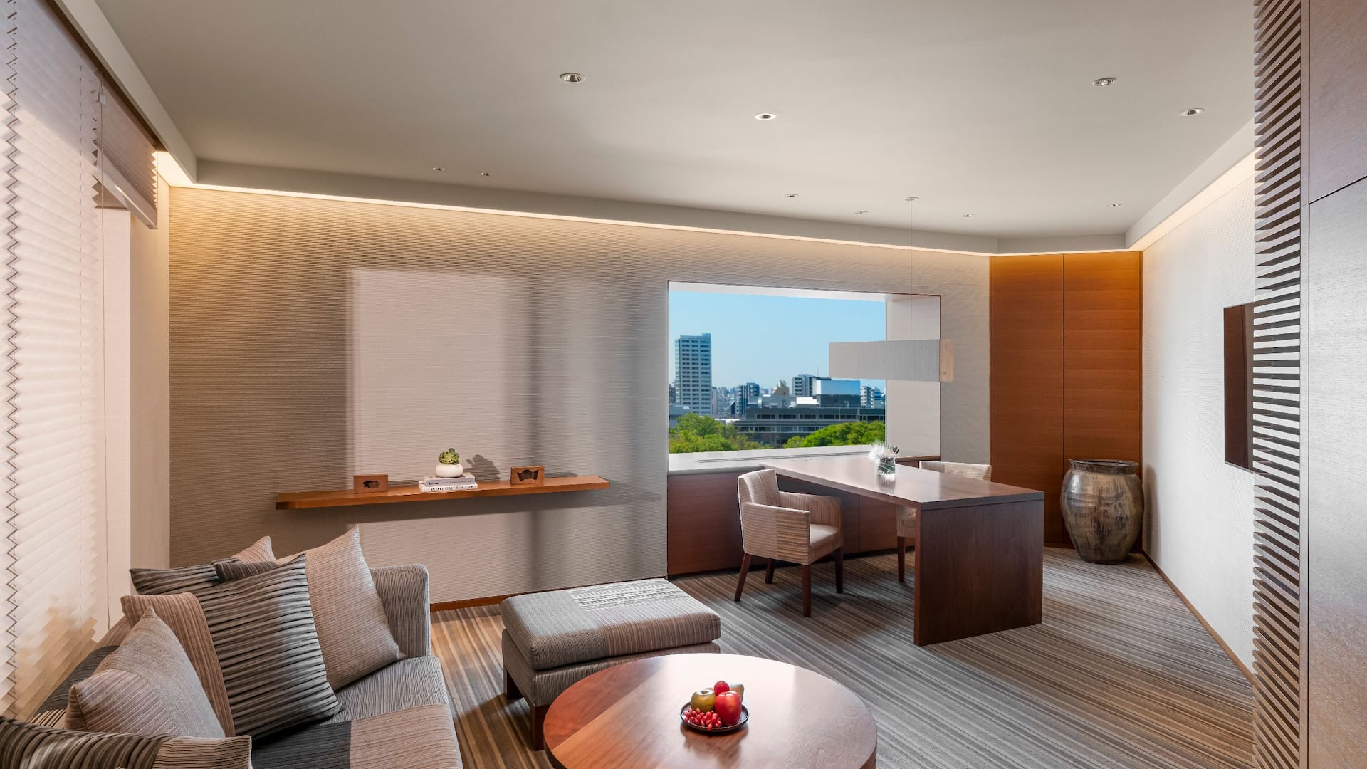 Hyatt Regency Tokyo Atrium Suite Living Room