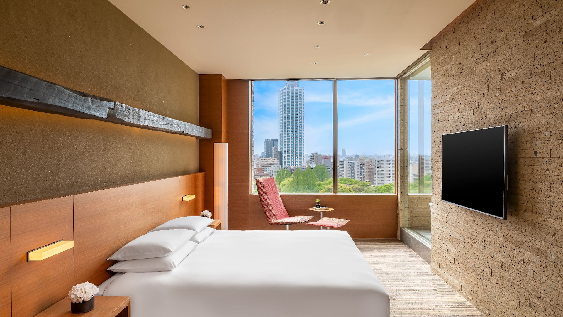 Hyatt Regency Tokyo Presidential Suite Main Shot