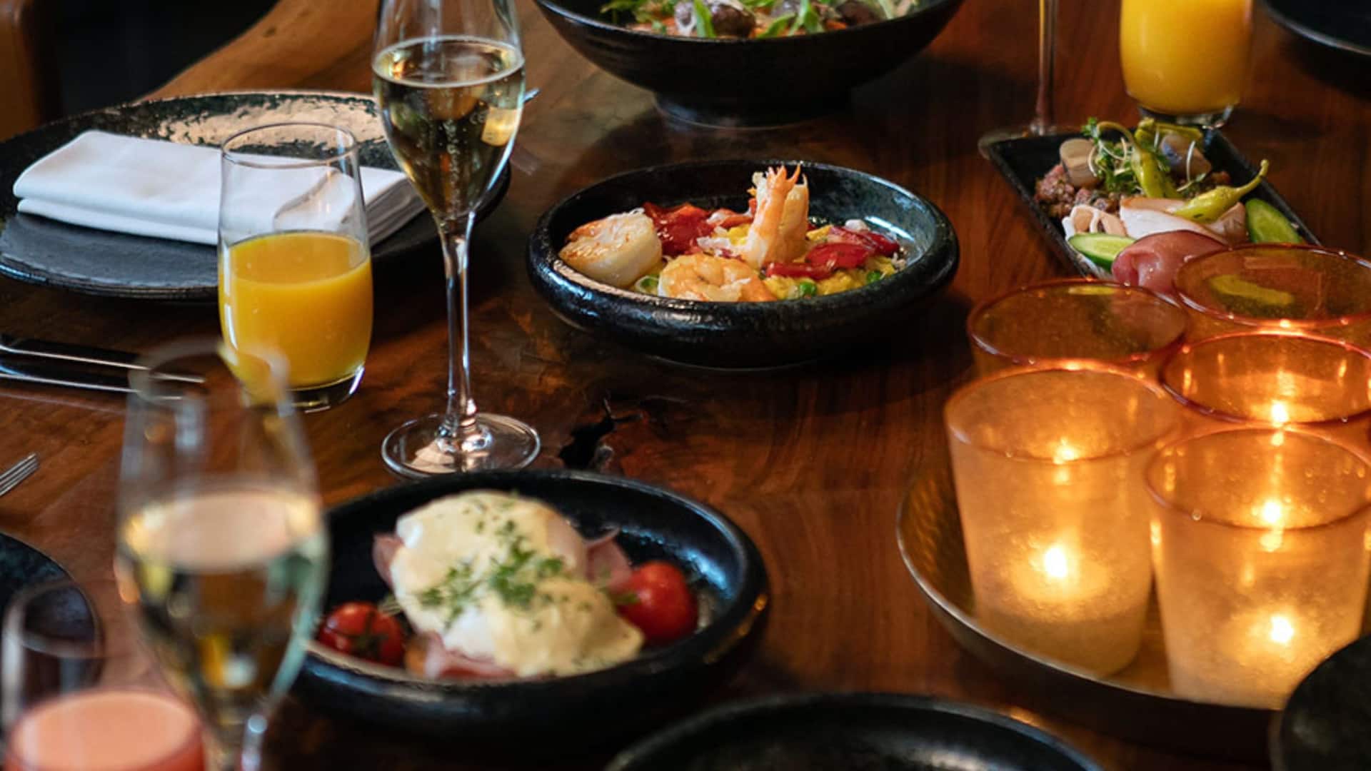 7 von 9 Grand Hyatt Berlin Grand Brunch Dishes And Drinks