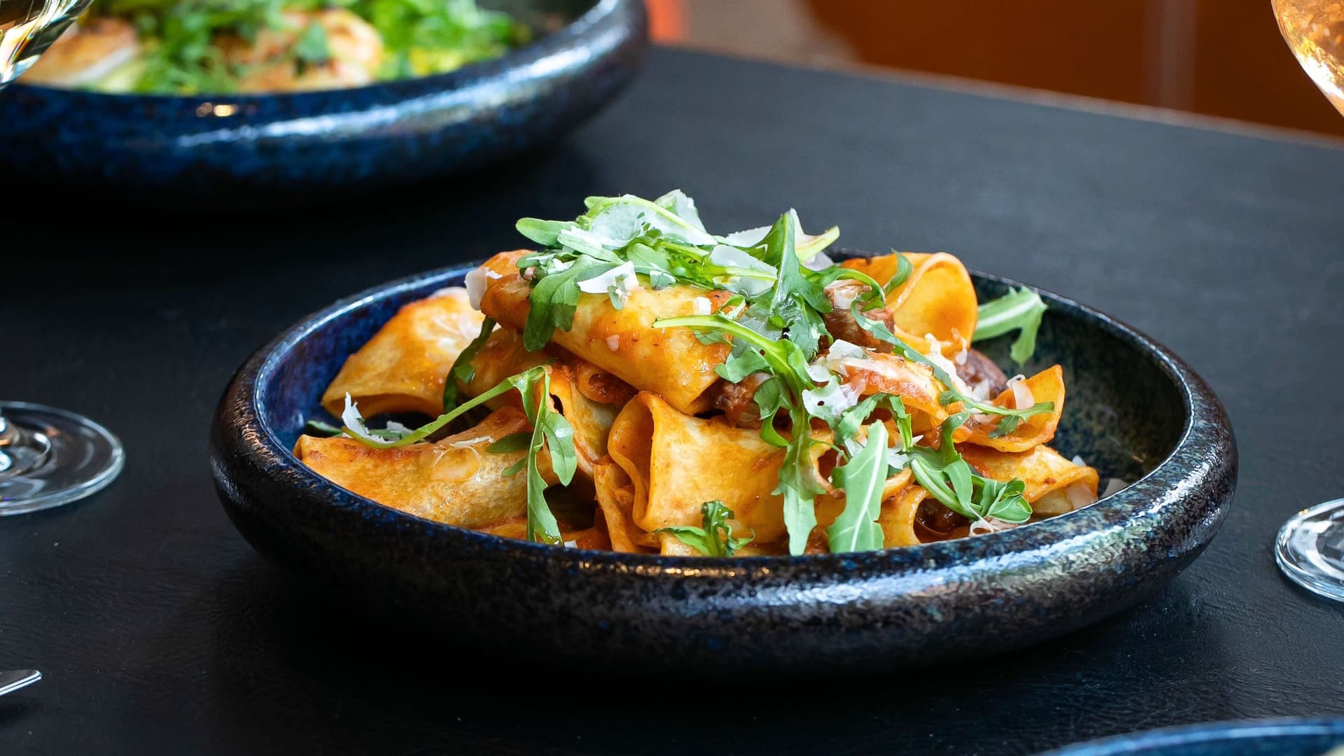 5 von 9 Grand Hyatt Berlin Bistro Mitte Pasta Sauce