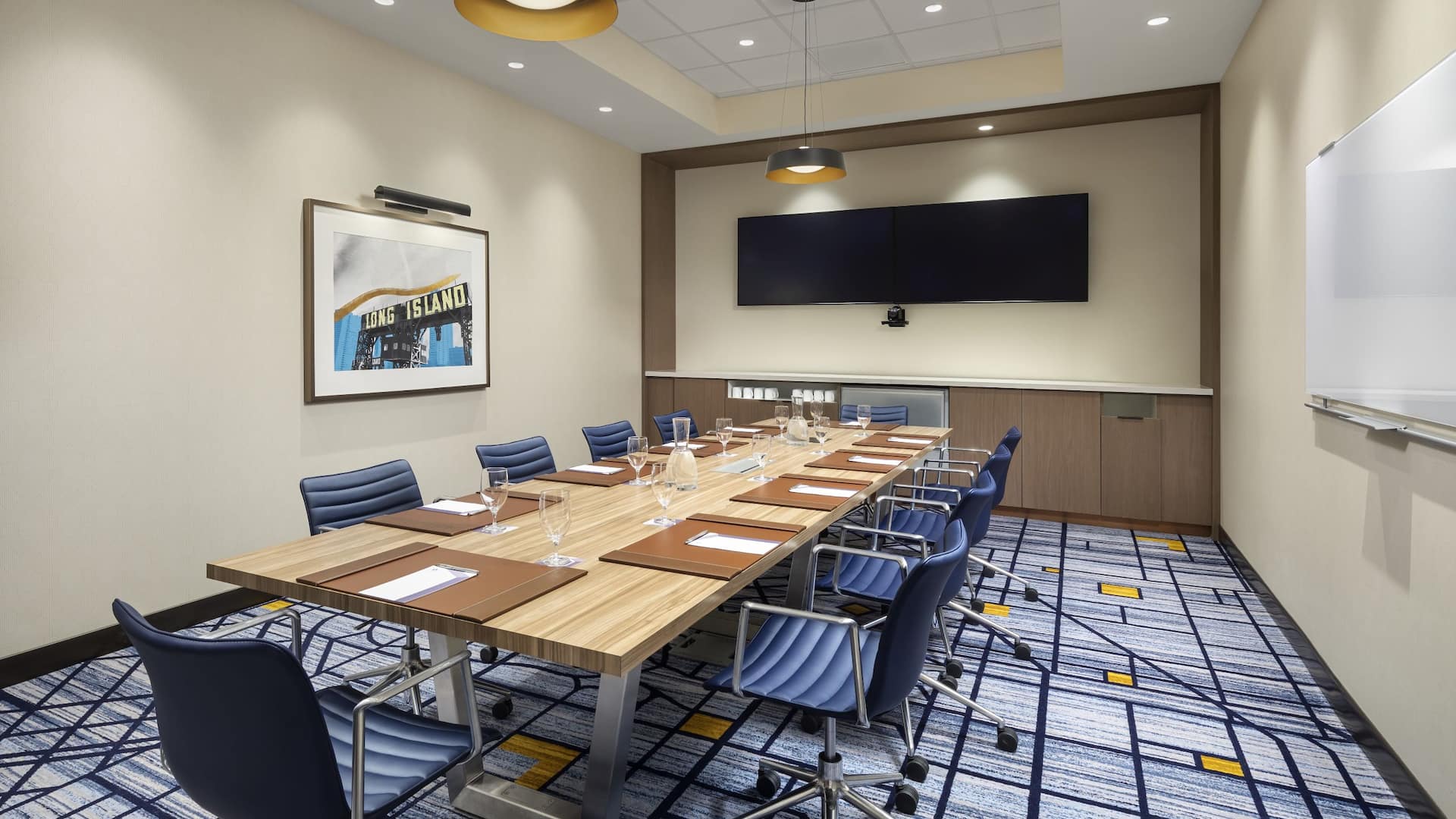 1 of 1 Hyatt Regency JFK Airport at Resorts World New York Wall Street Boardroom