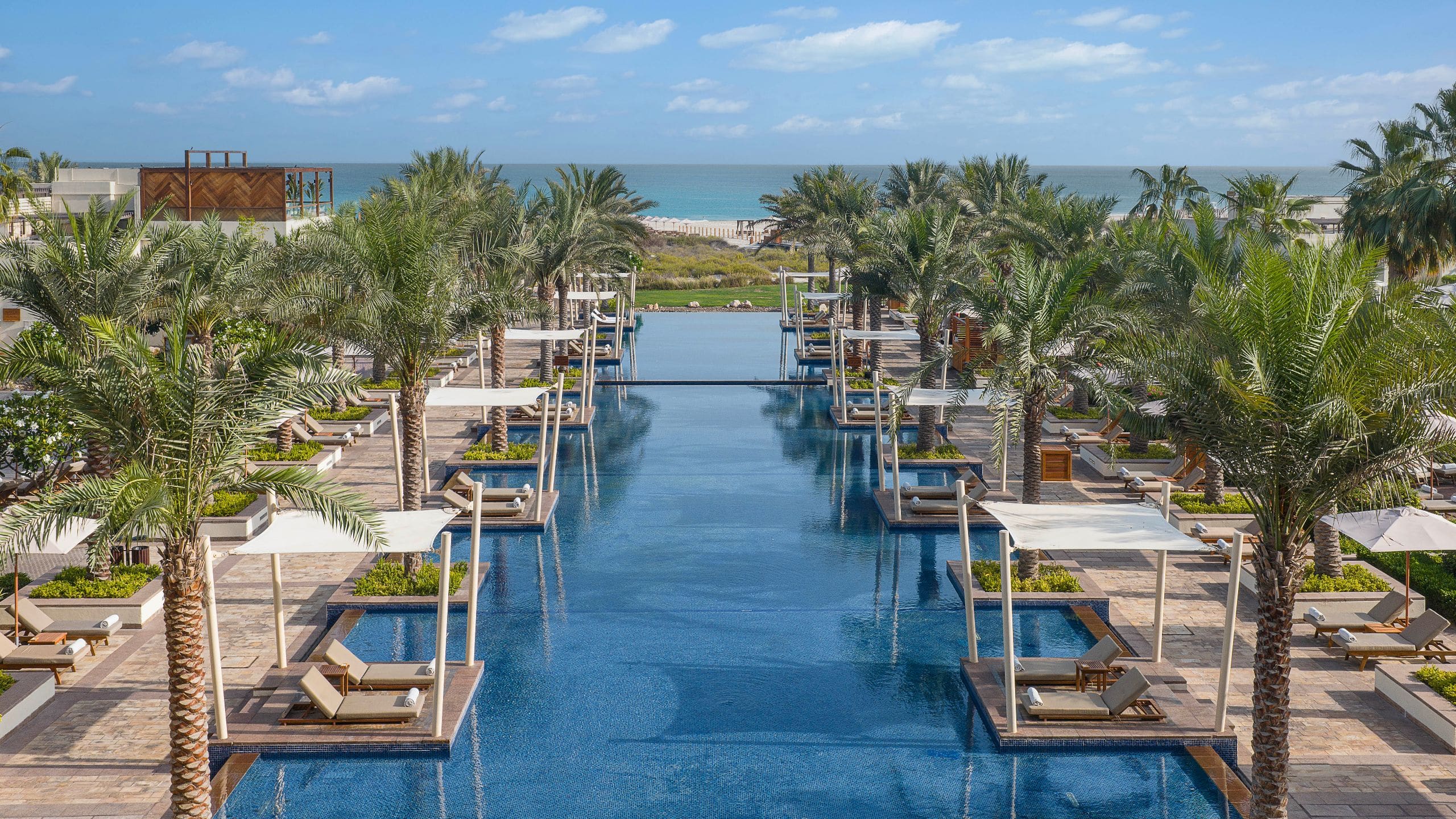 Park Hyatt Abu Dhabi Hotel and Villas Main Pool Front