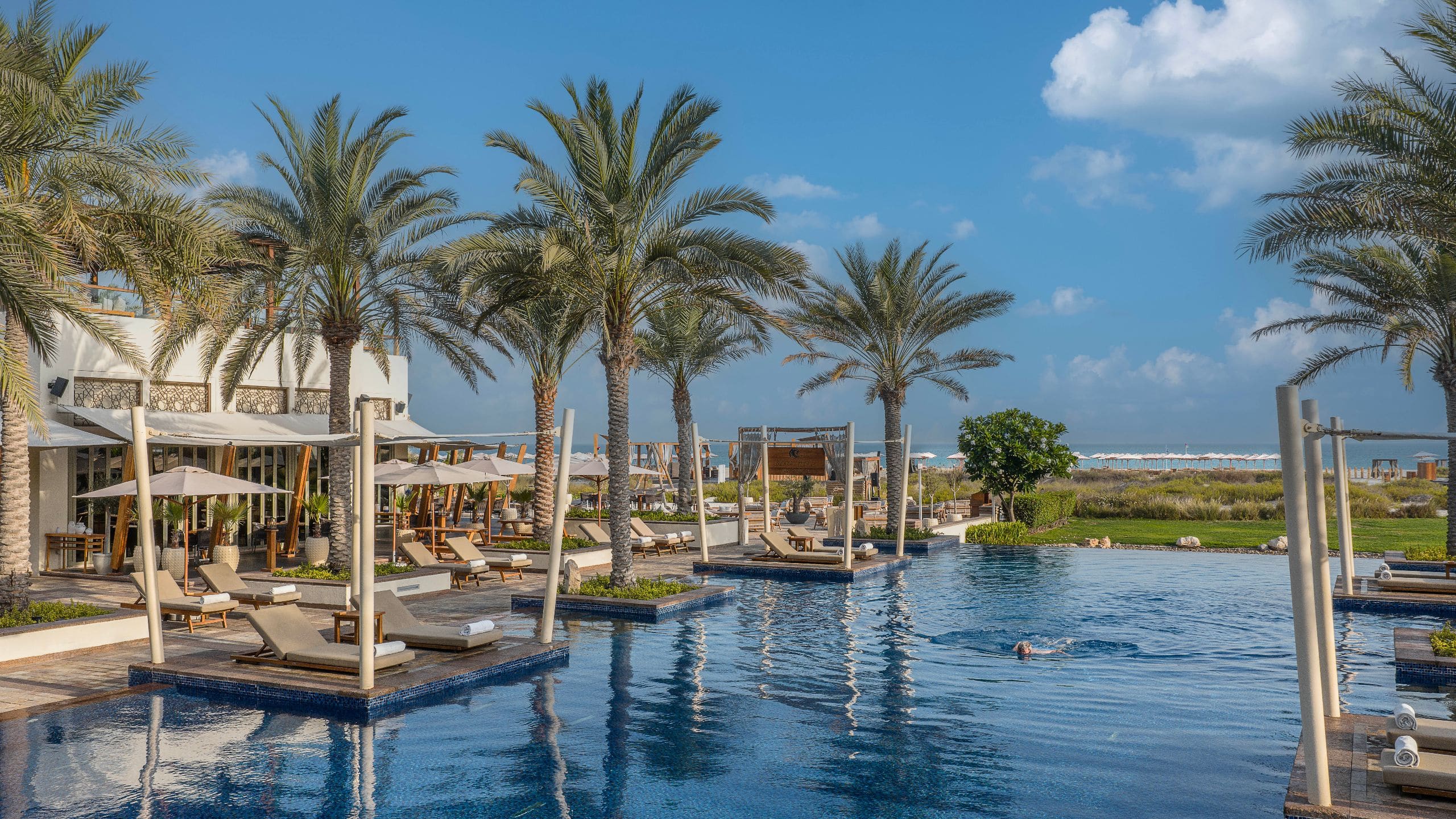 Park Hyatt Abu Dhabi Hotel and Villas Main Pool Lounge Chairs