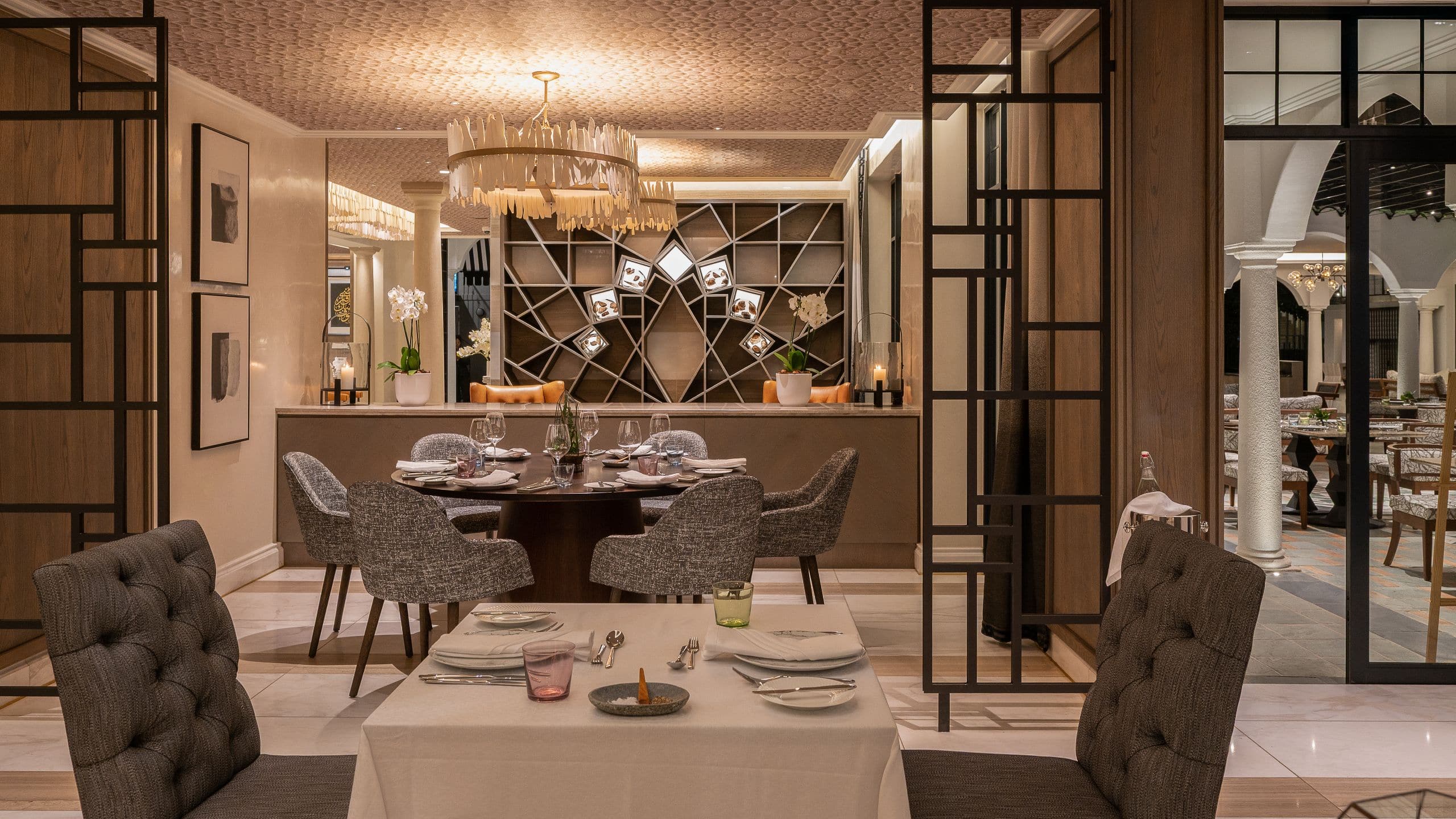 Park Hyatt Johannesburg Room 32 Two Seater Table Infront Of Round