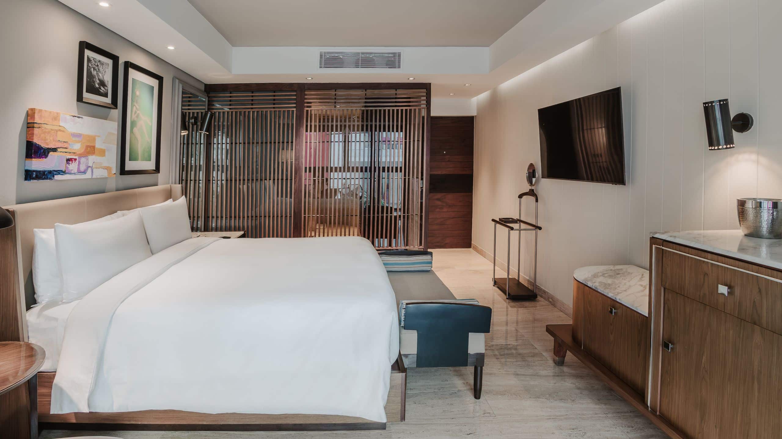 1 de 3 Hyatt Centric Playa del Carmen King Bed Downtown House Room View