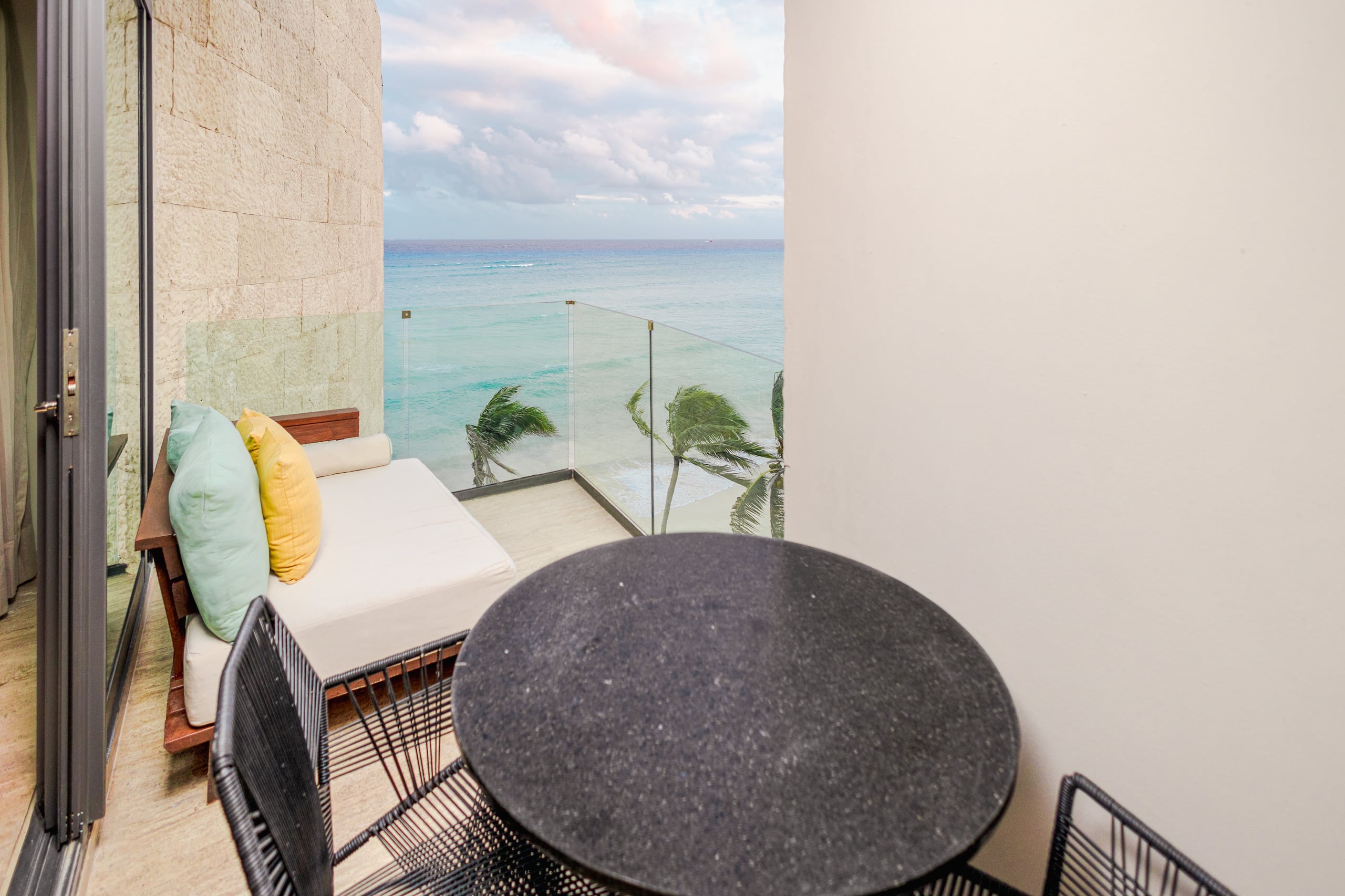 1 de 4 Hyatt Centric Playa del Carmen Coastal Ocean Suite Beach House Balcony