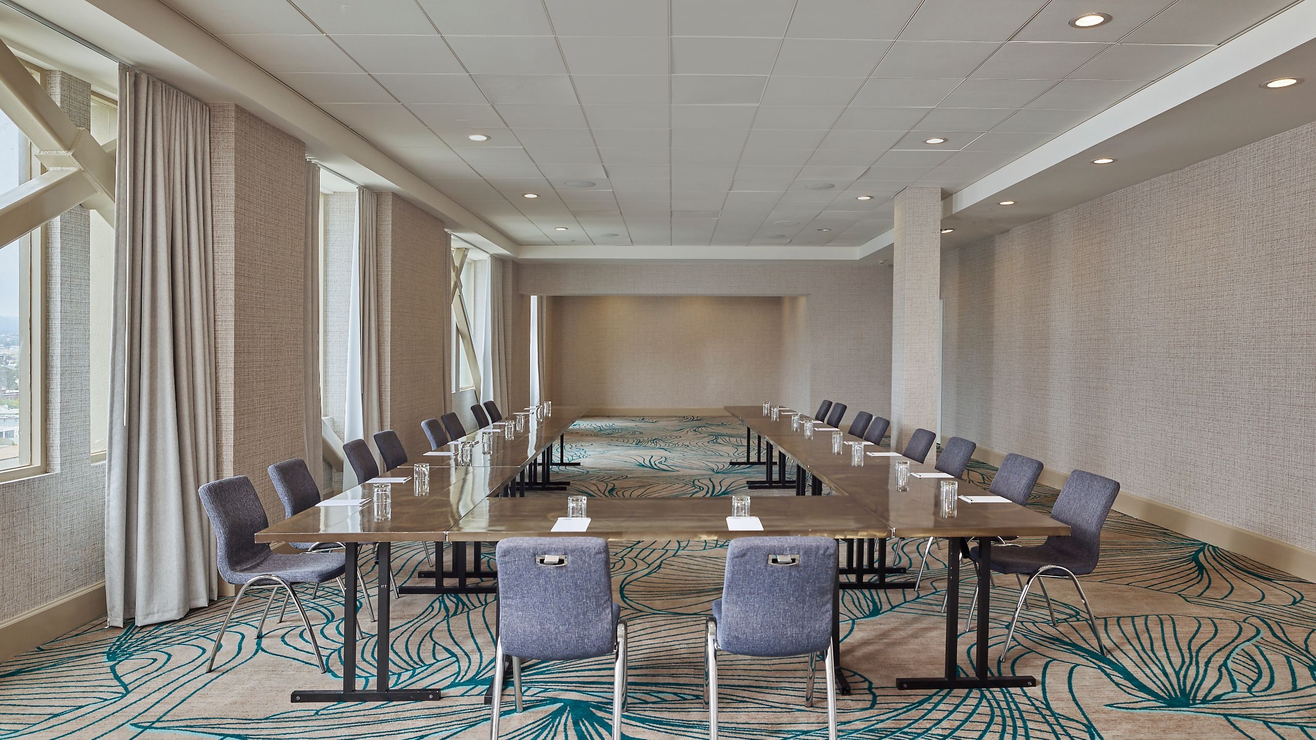 Hyatt Centric Delfina Santa Monica Lucina Meeting Room
