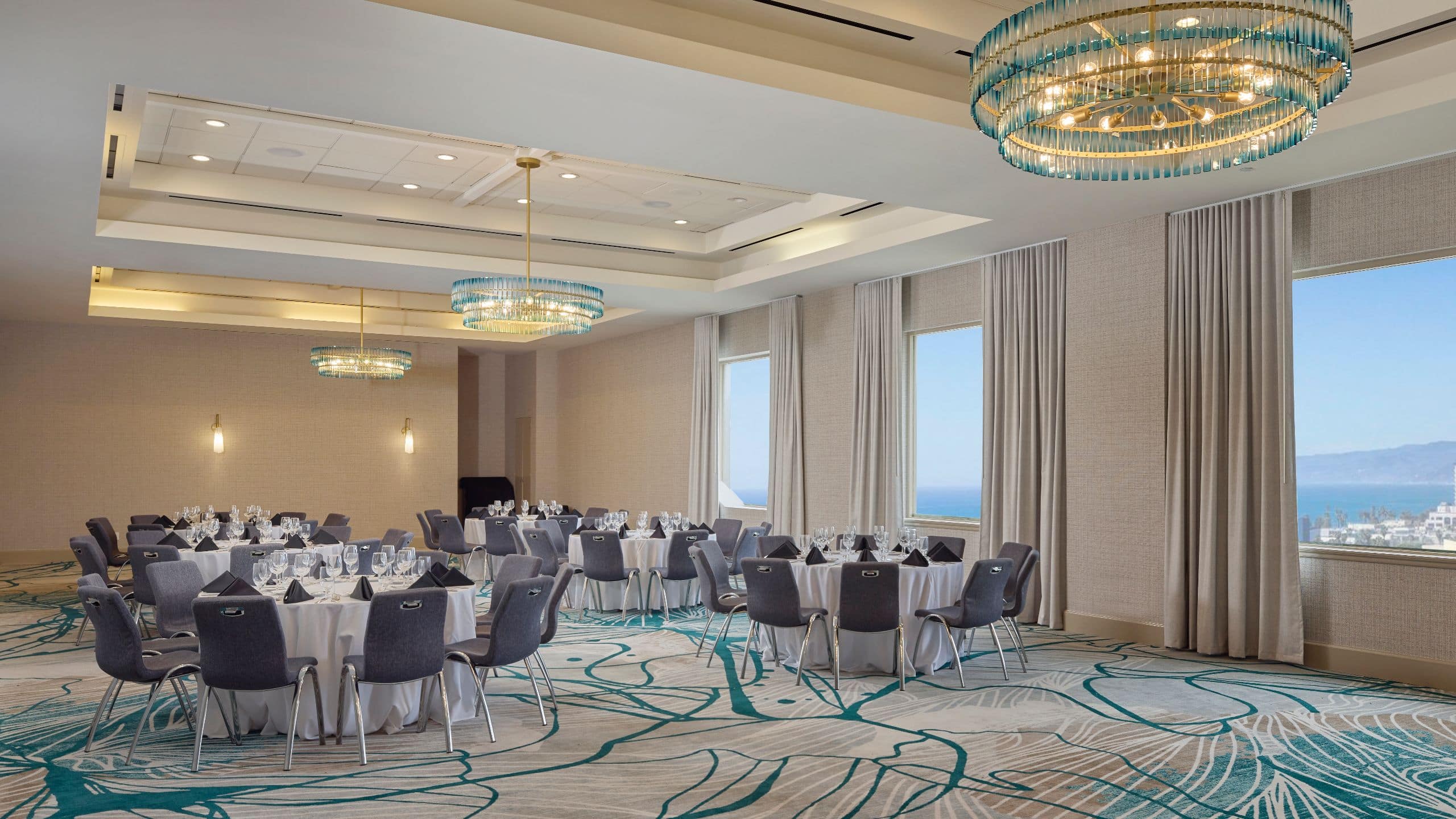 Hyatt Centric Delfina Santa Monica Stella Meeting Room