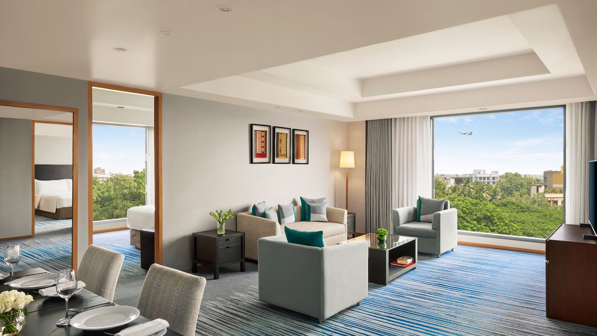 Grand Hyatt Mumbai Hotel & Residences Apartment Living Room with Patio