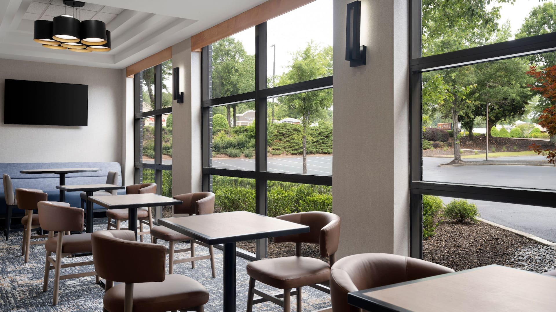 Hyatt Place Atlanta/Alpharetta/North Point Mall Breakfast Seating View