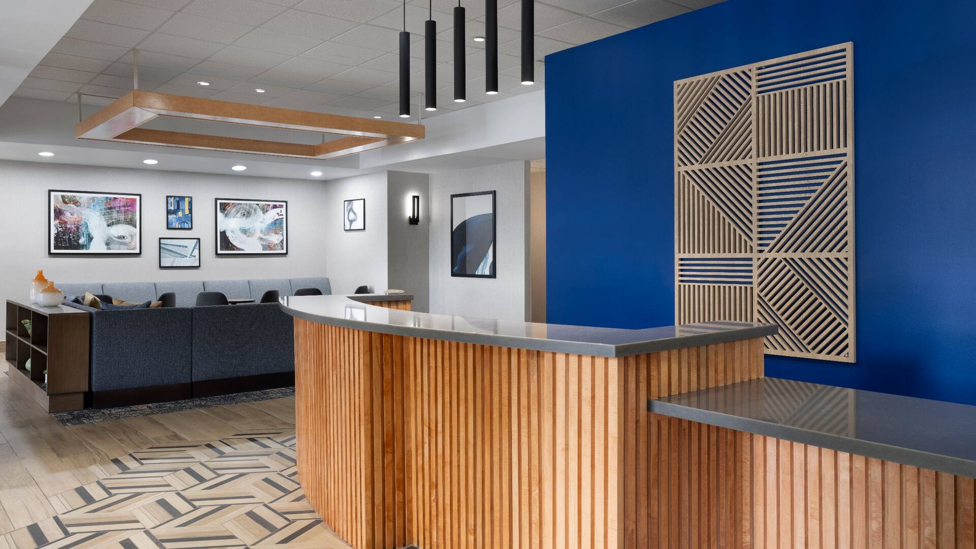 Hyatt Place Atlanta/Alpharetta/North Point Mall Lobby