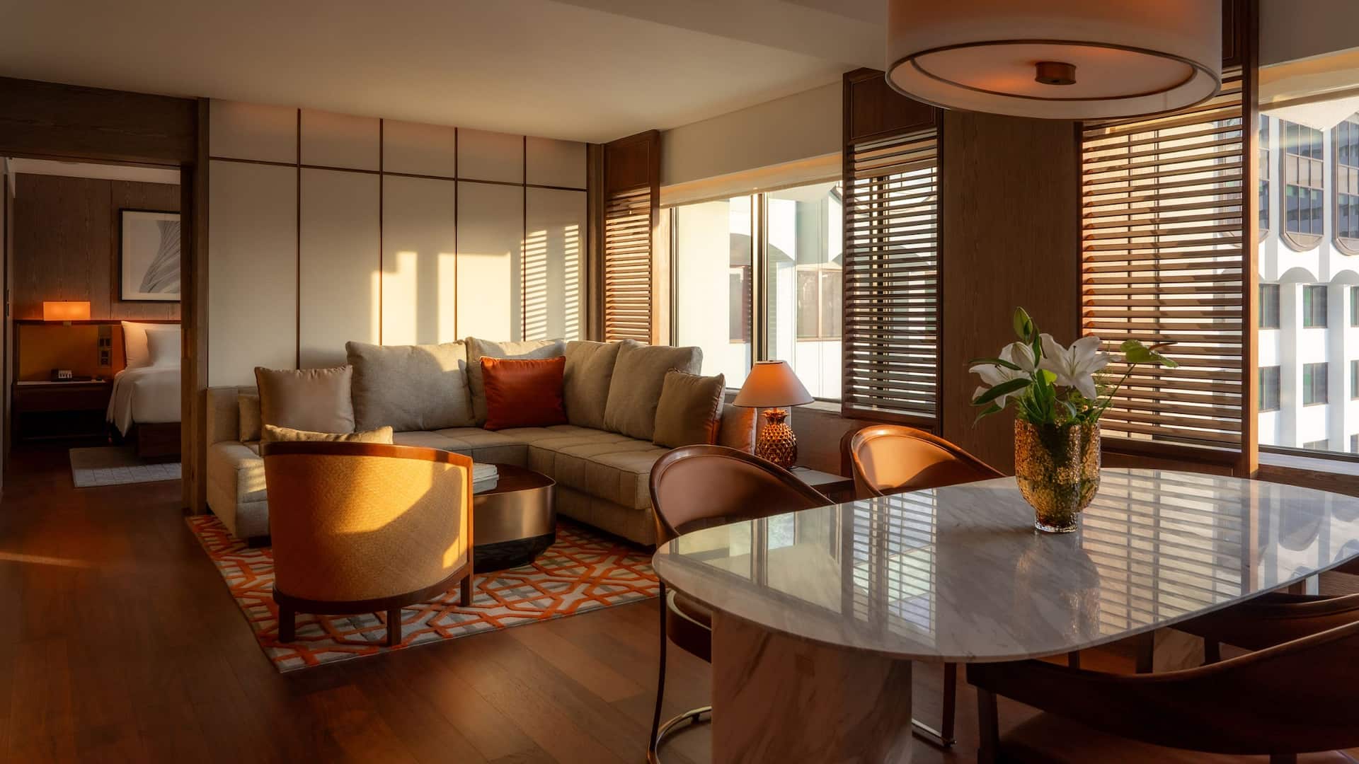 1/4 Grand Hyatt Singapore Grand Executive Suite Sofa Area