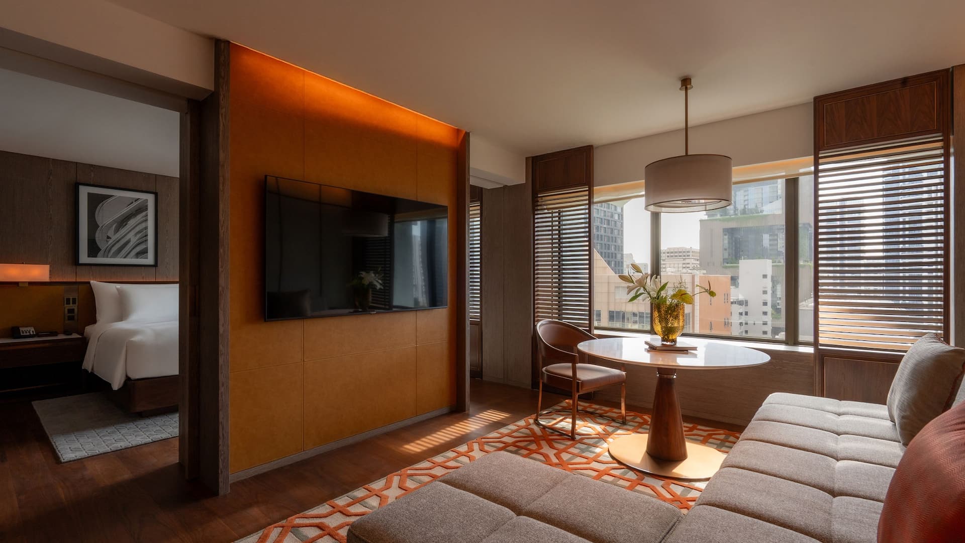 1/4 Grand Hyatt Singapore Grand Wing Suite King Living Room
