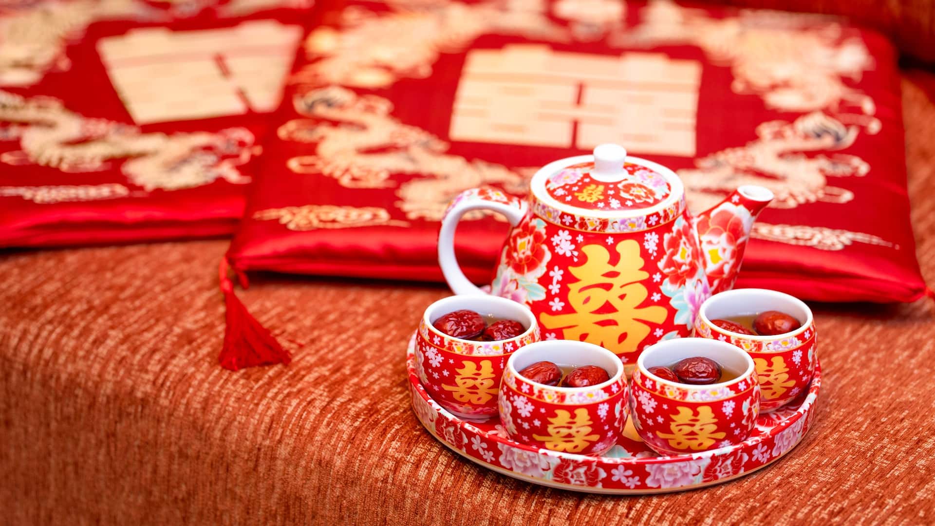 Hyatt Regency Hong Kong, Sha Tin Sha Tin 18 Wedding Teapot Set