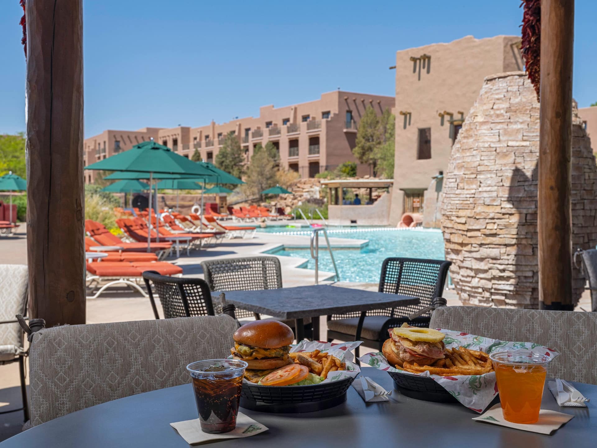 Hyatt Regency Tamaya Resort and Spa Plaza Grill