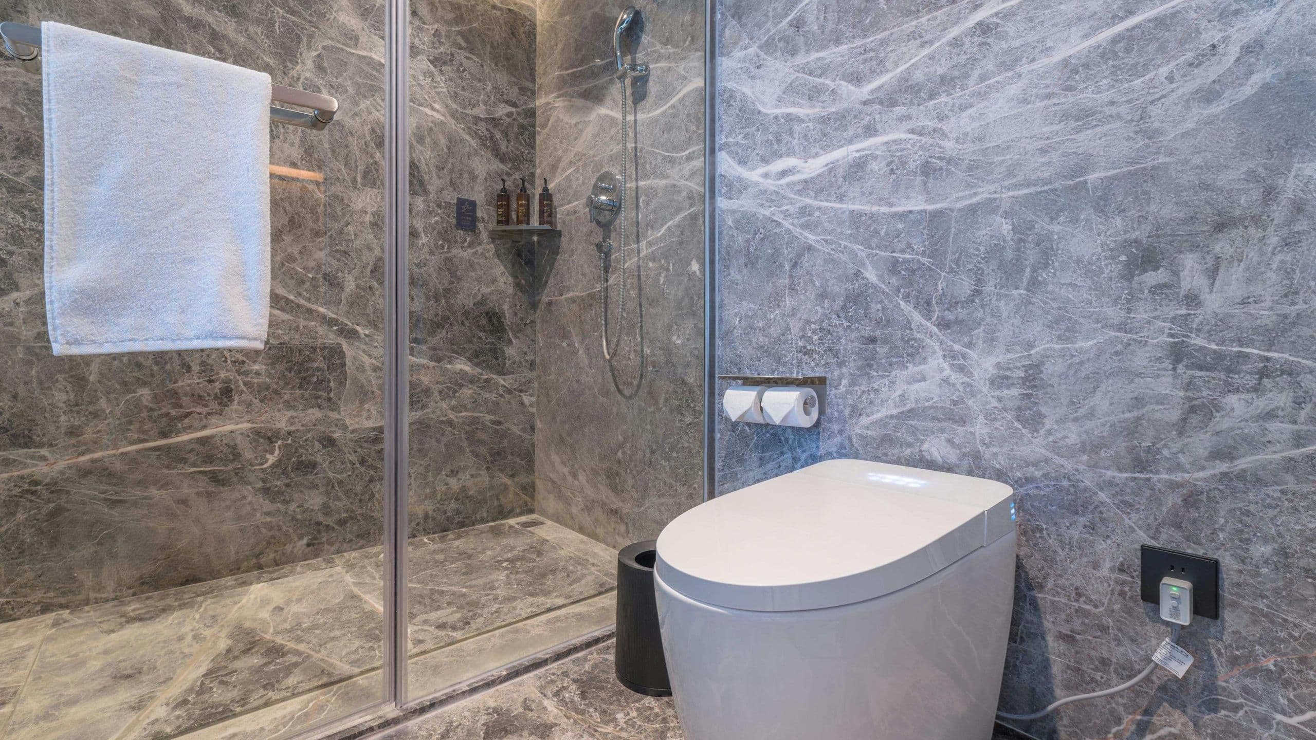 6 of 6 UrCove Chongqing Yubei Business Deluxe King Smart Toilet