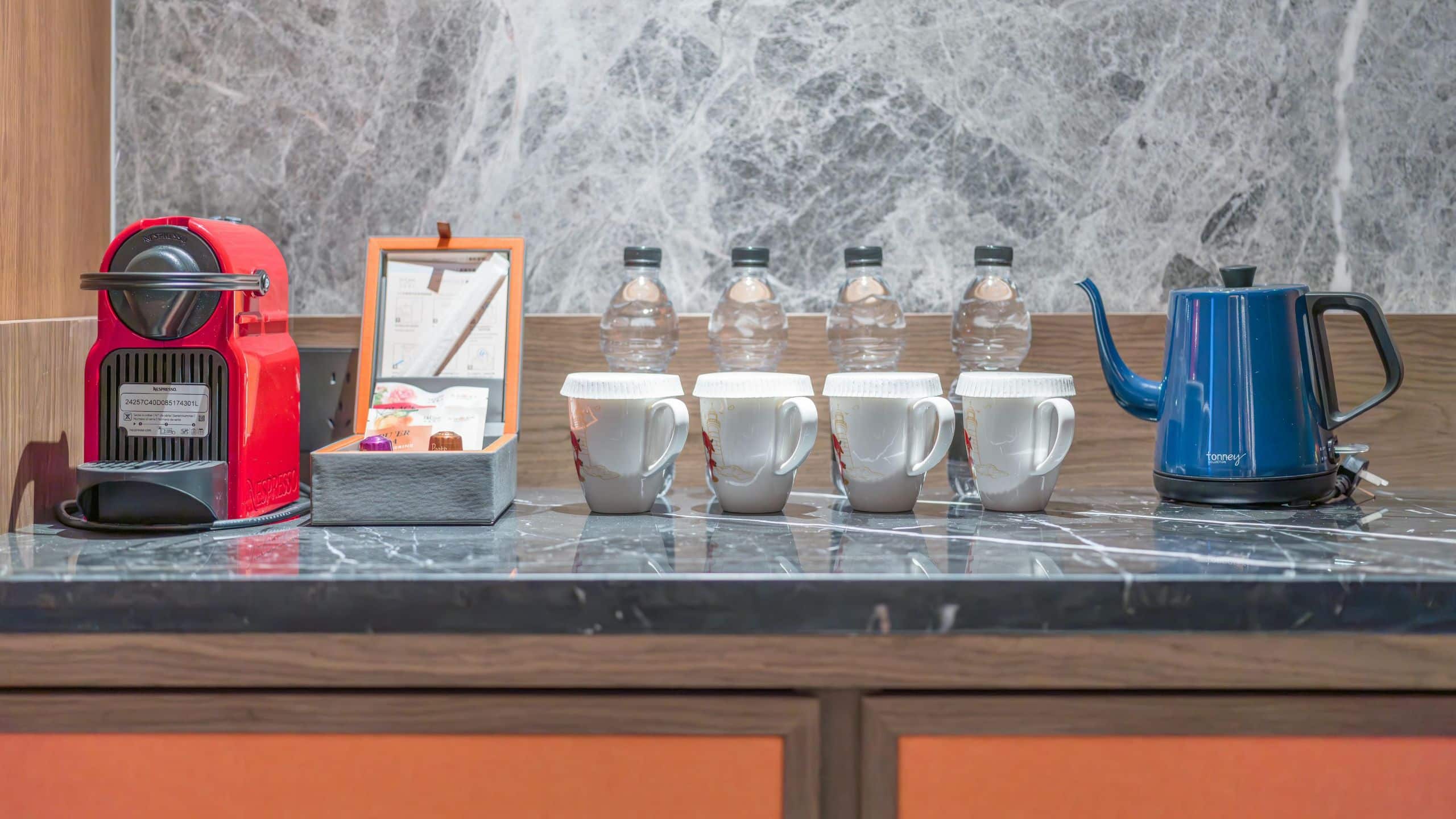 3 of 6 UrCove Chongqing Yubei Suite Mini Bar