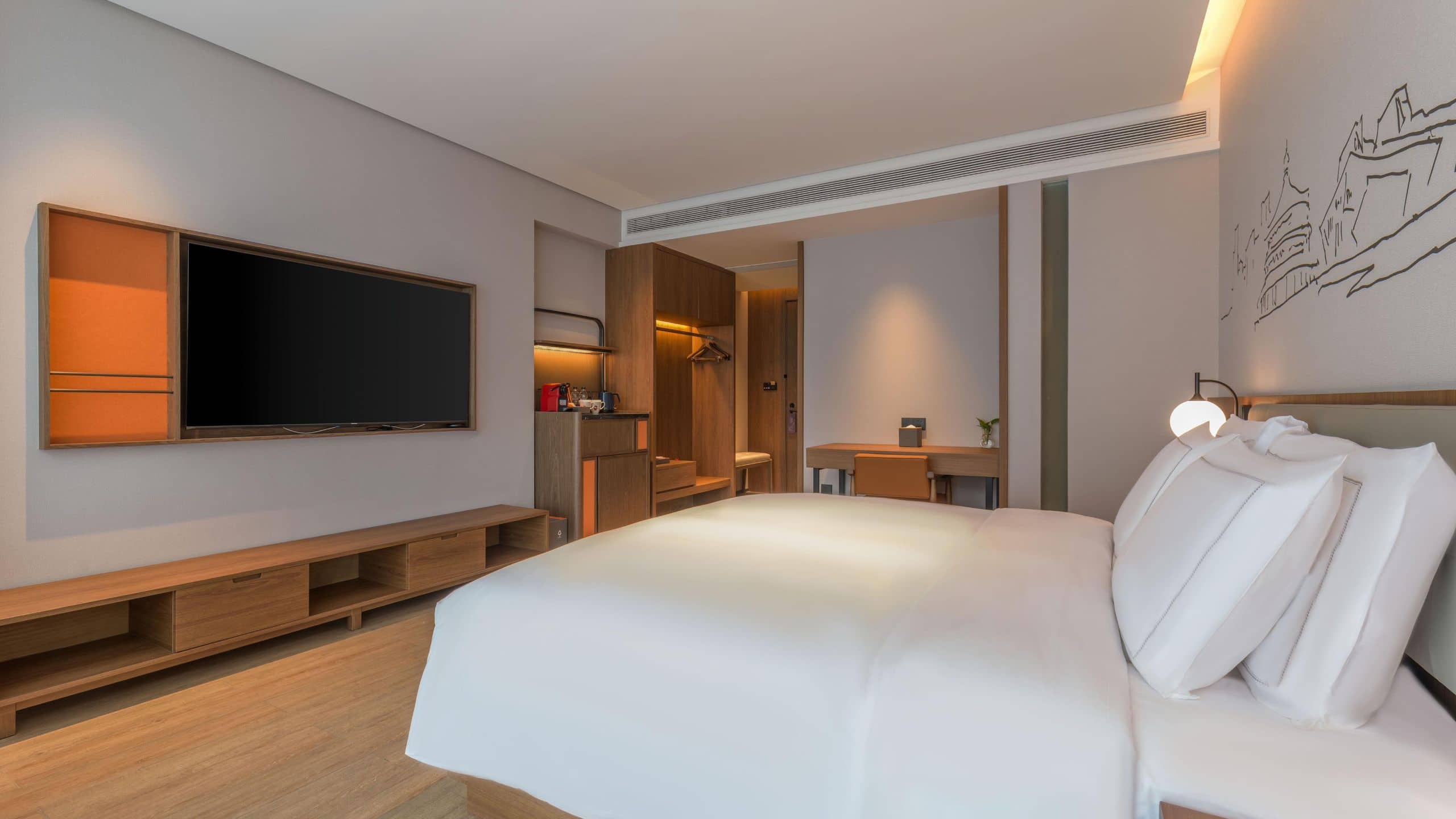 2 of 5 UrCove Chongqing Yubei Superior King Tv