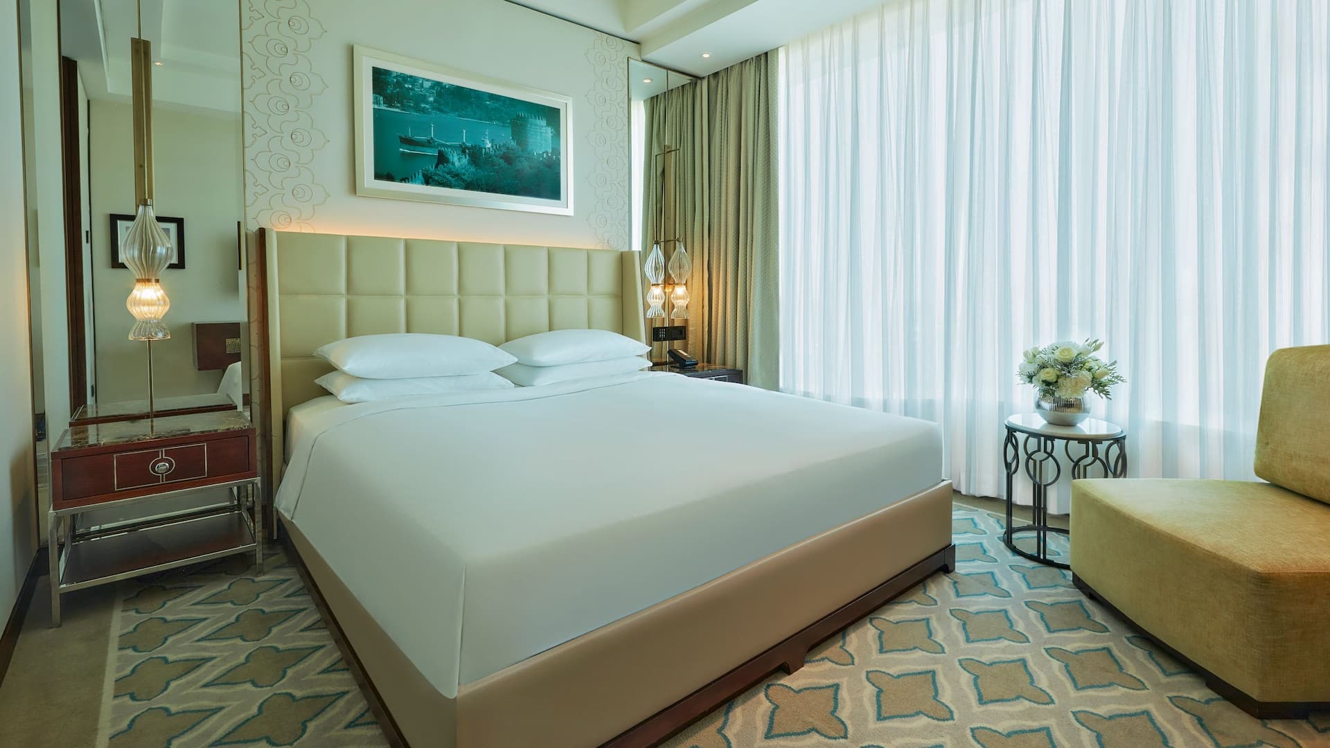 Hyatt Regency Istanbul Ataköy Regency Suite Bedroom