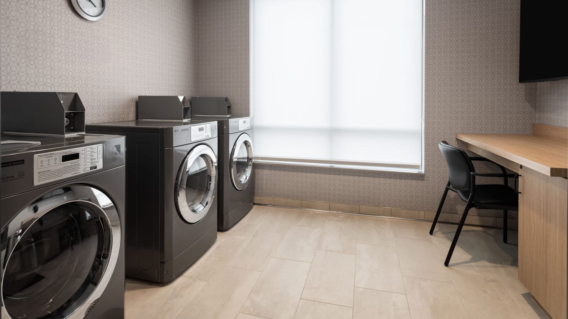 Hyatt Place Billings Guest Laundry