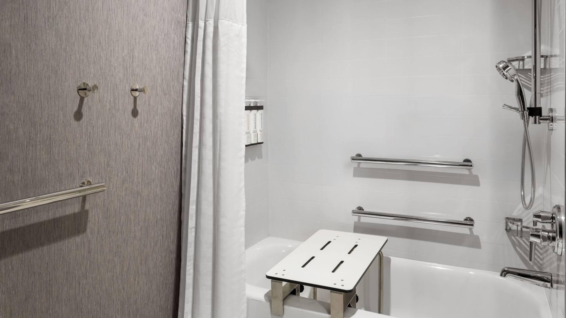 3/3 Hyatt Place Billings Accessible Roll In Tub