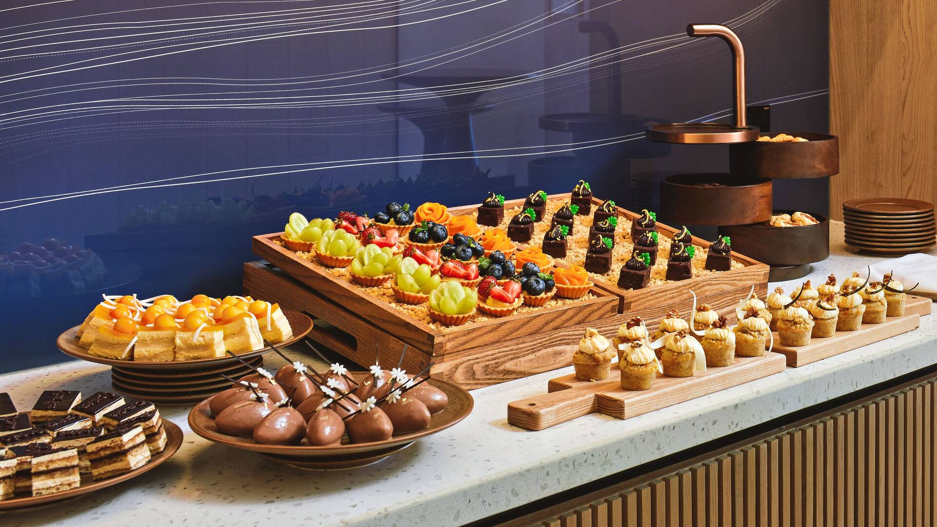 Hyatt Place Ha Long Bay, Bai Chay Coffee Break Broad Shot