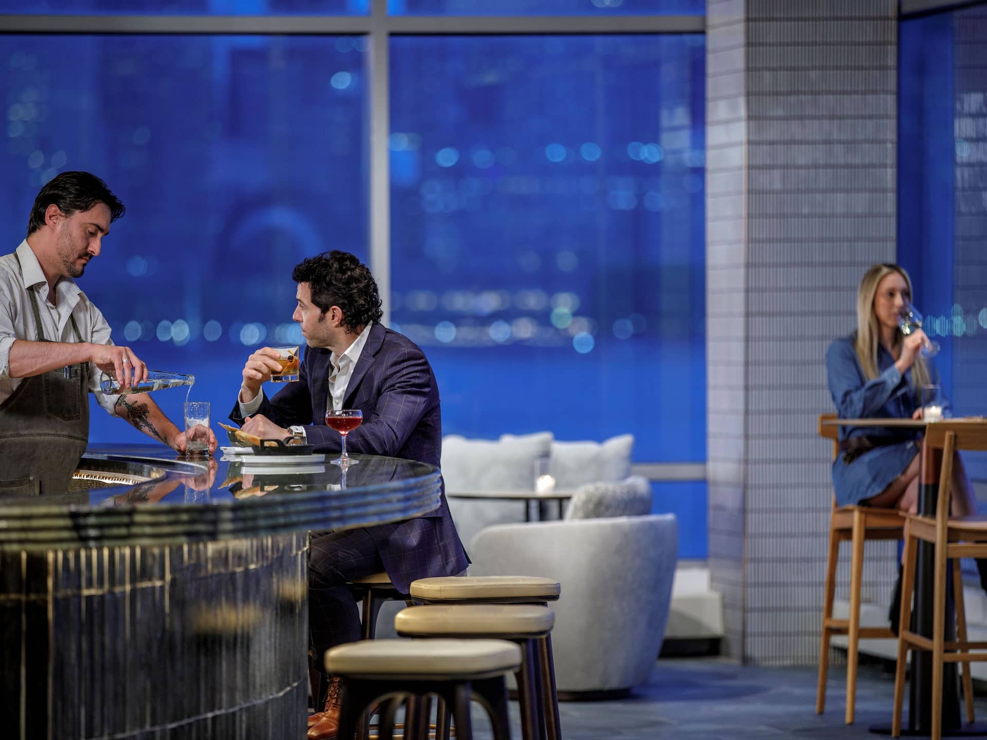 Hyatt Regency Jersey City on the Hudson Exchange Bar Bartender Pouring