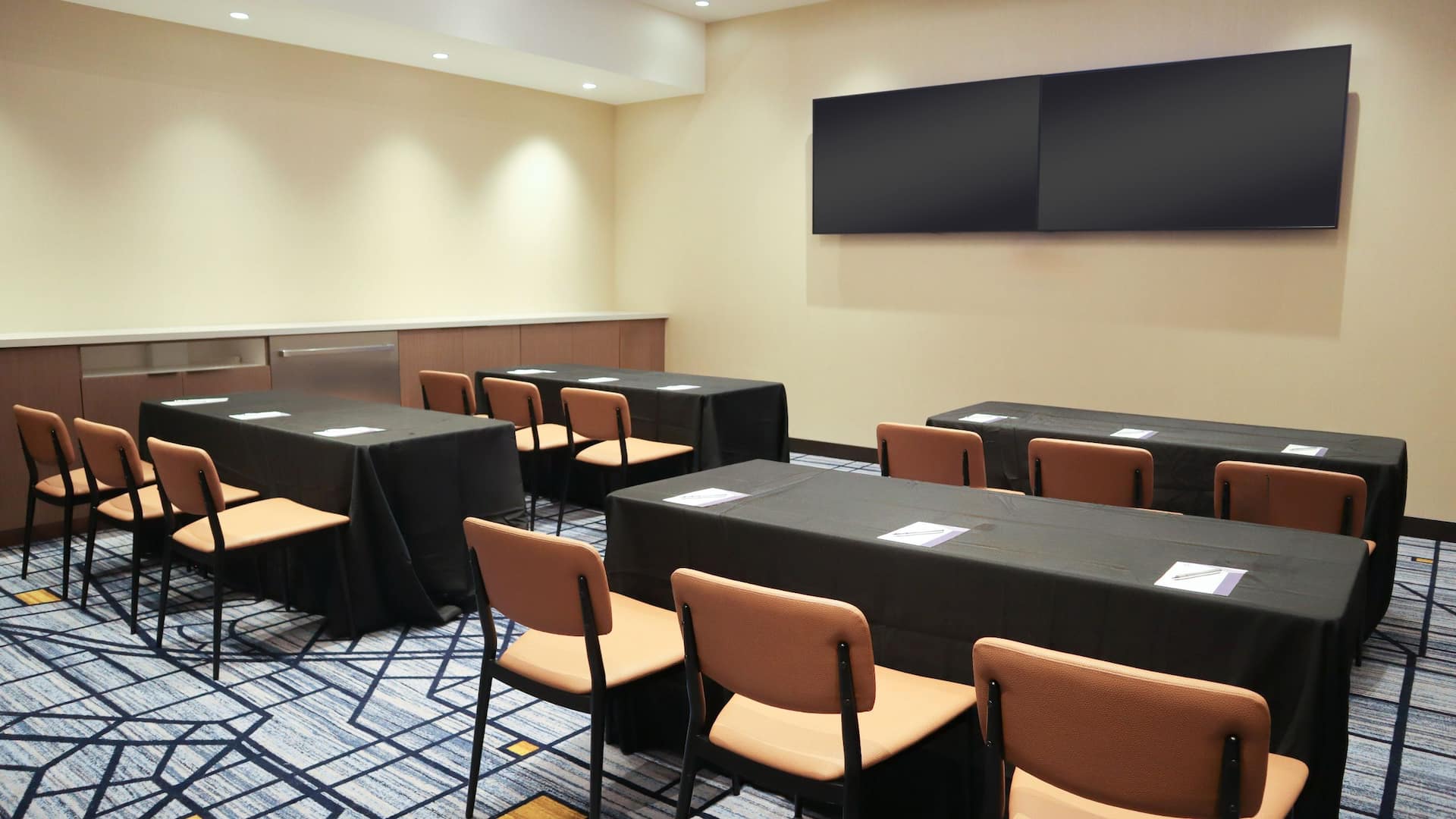 1 of 1 Hyatt Regency JFK Airport at Resorts World New York Broadway Meeting Room