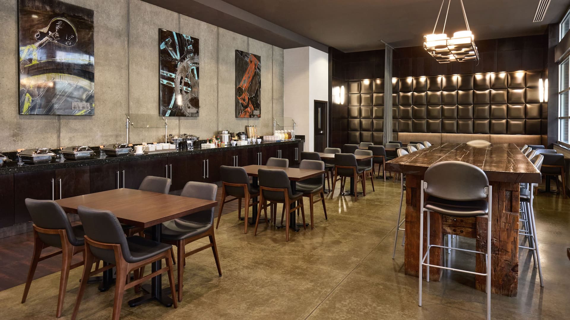 Hyatt House Seattle/Redmond H Bar Bistro Overall