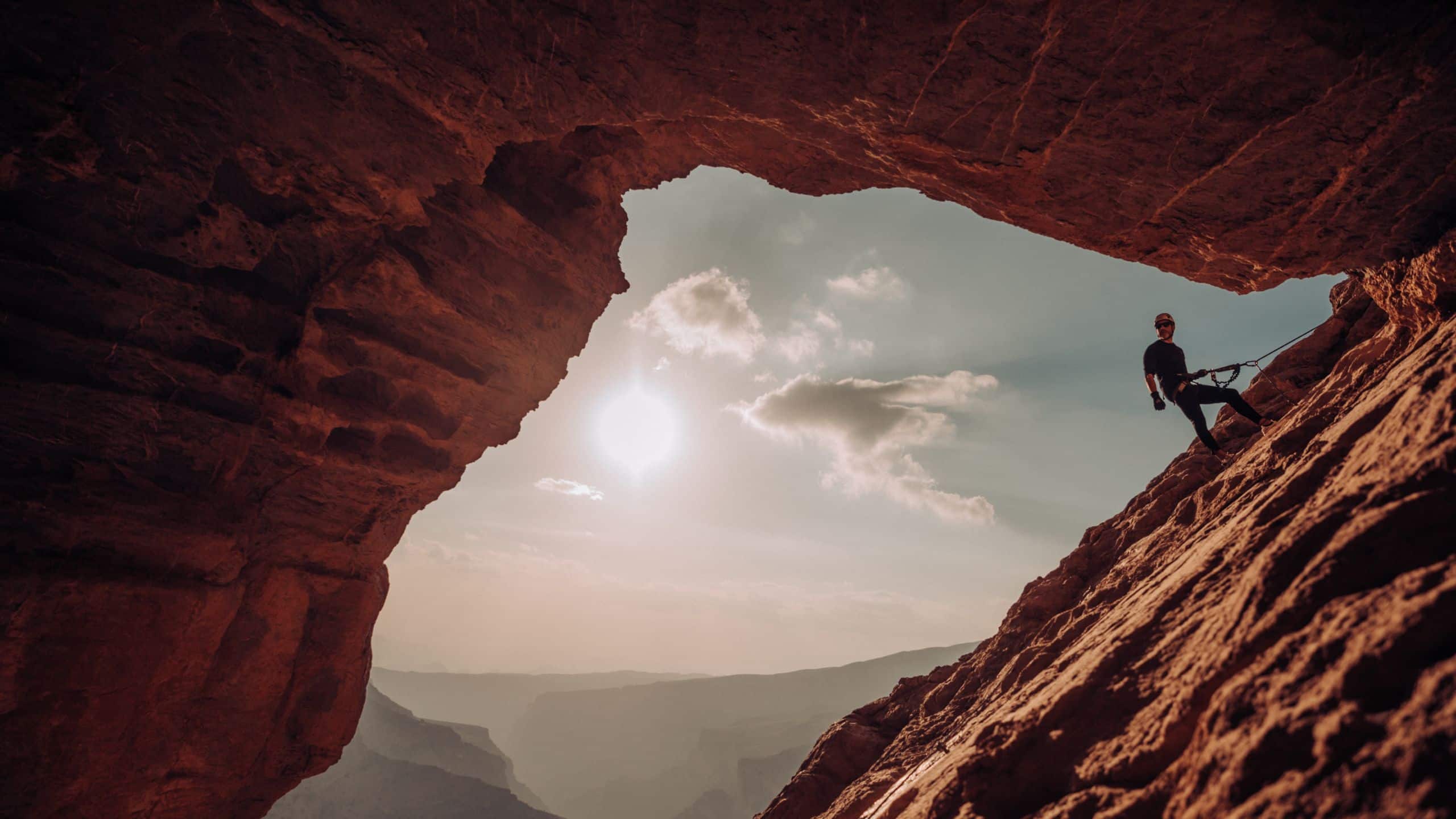 Alila Cliff Climbing