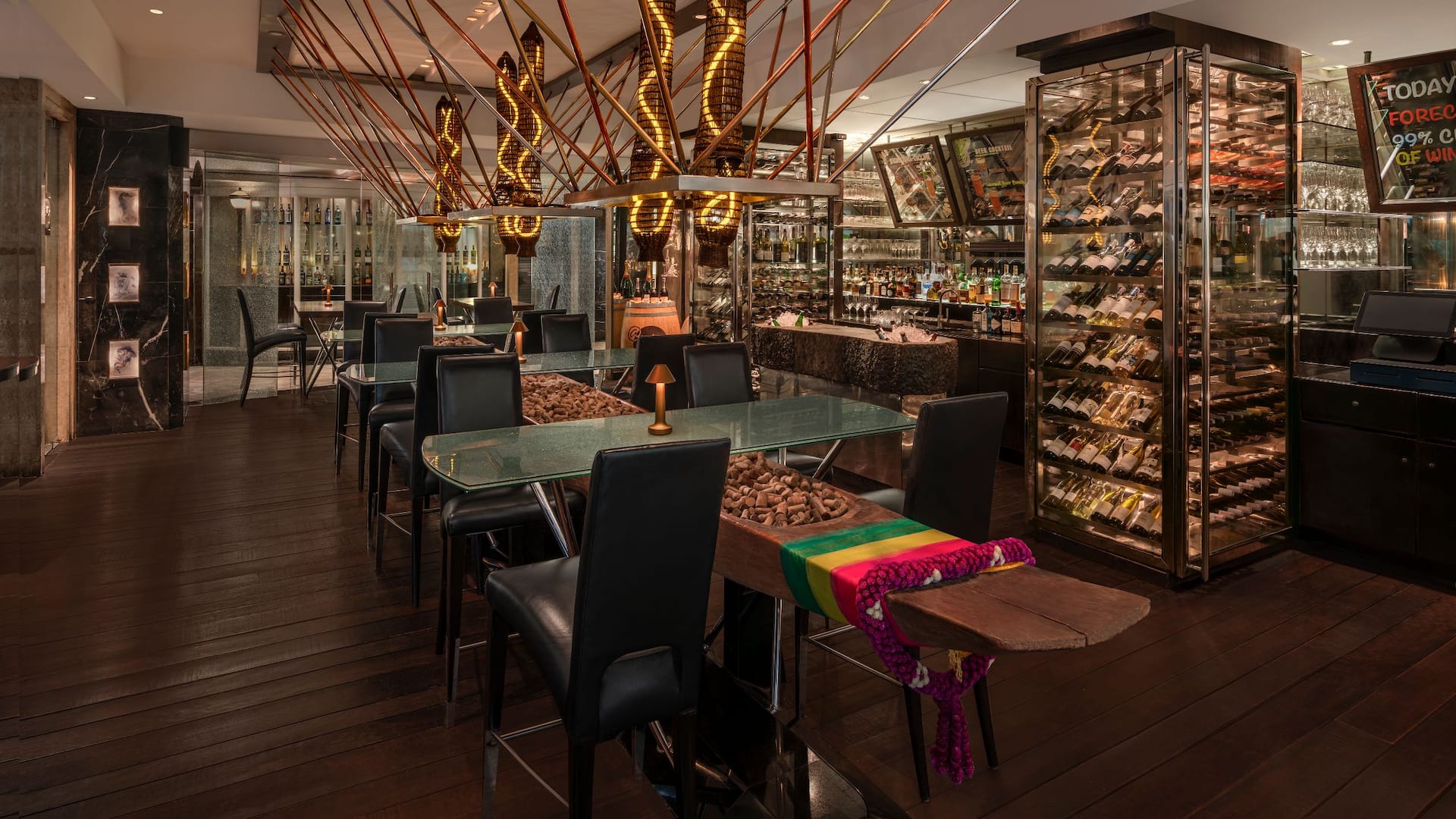 Grand Hyatt Erawan Bangkok Bar Four Nine Four Dining Area