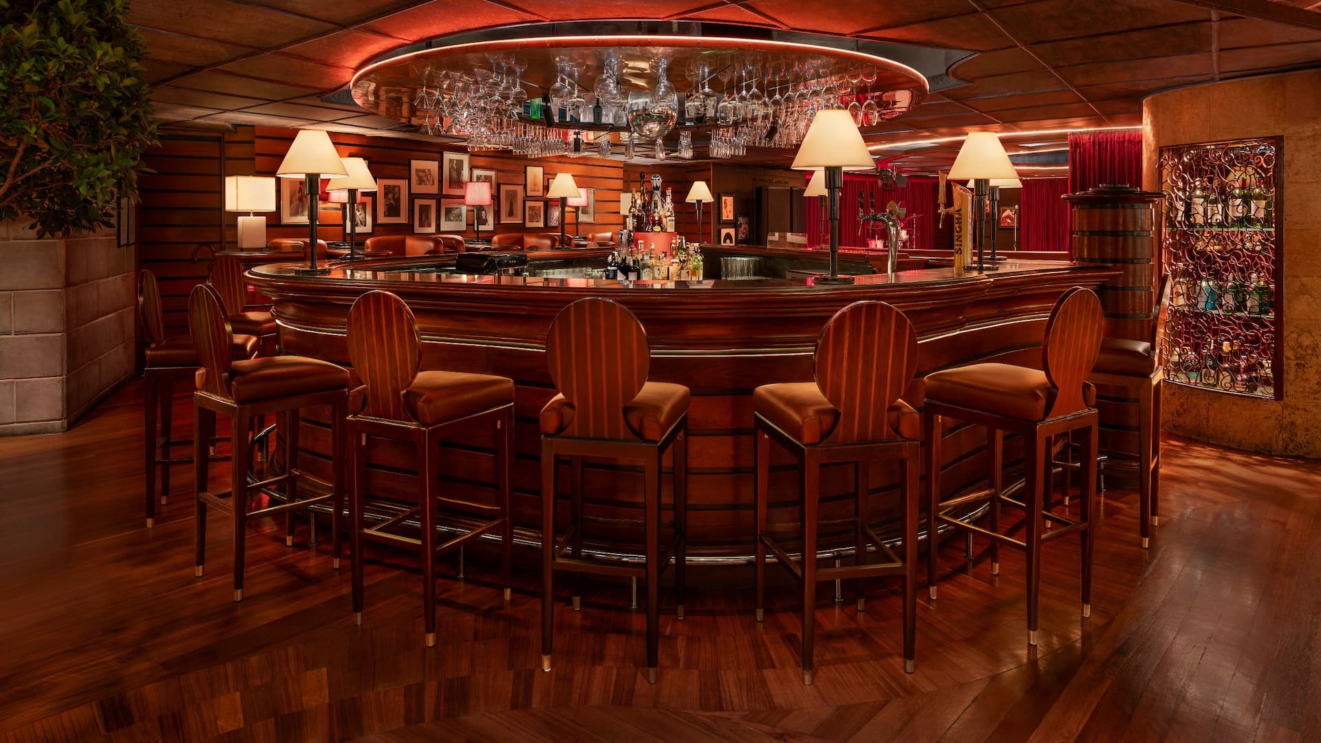 Grand Hyatt Erawan Bangkok Gaston Bar Seating